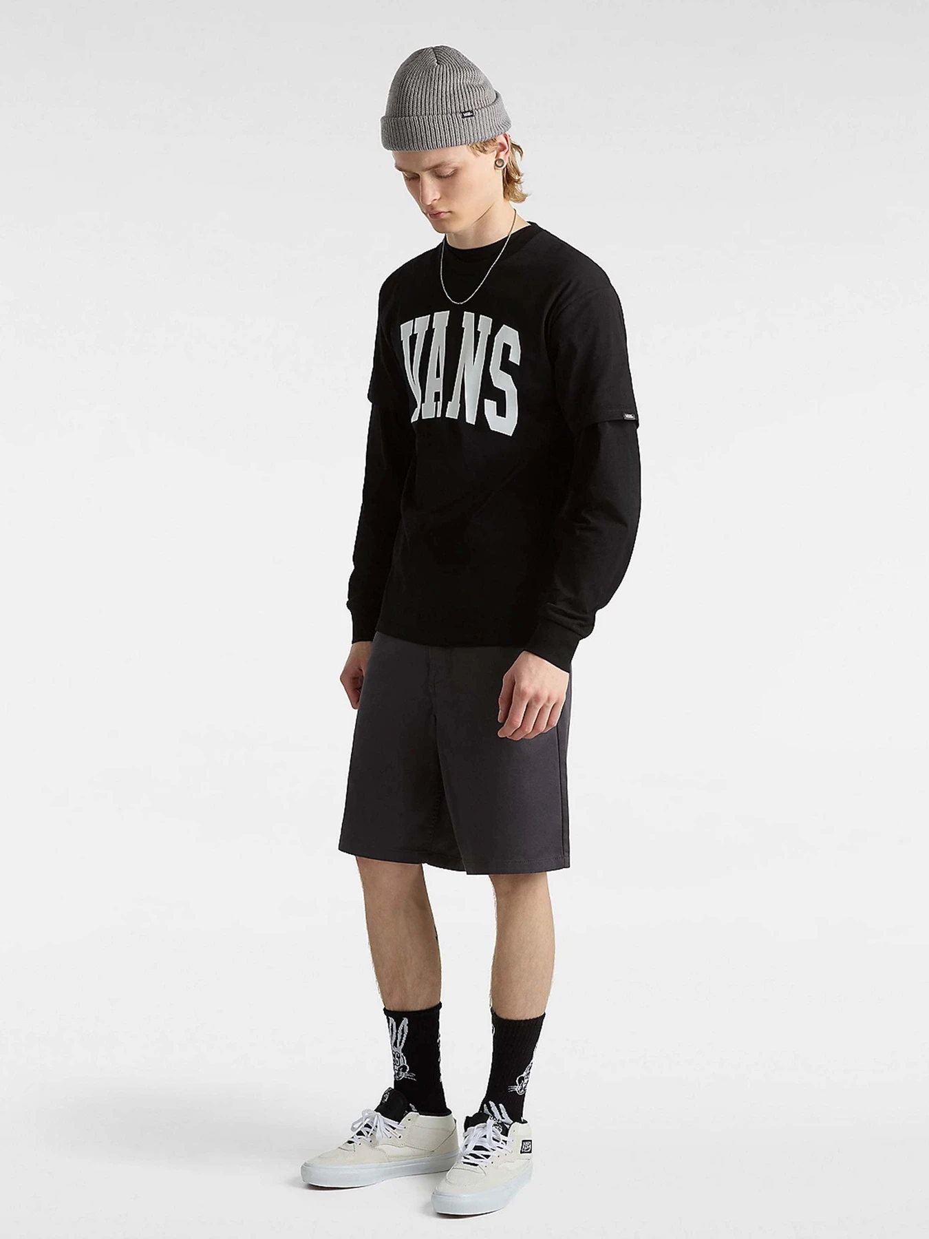 Футболки и поло Vans Arched модель VN000G47BLK1 Фото