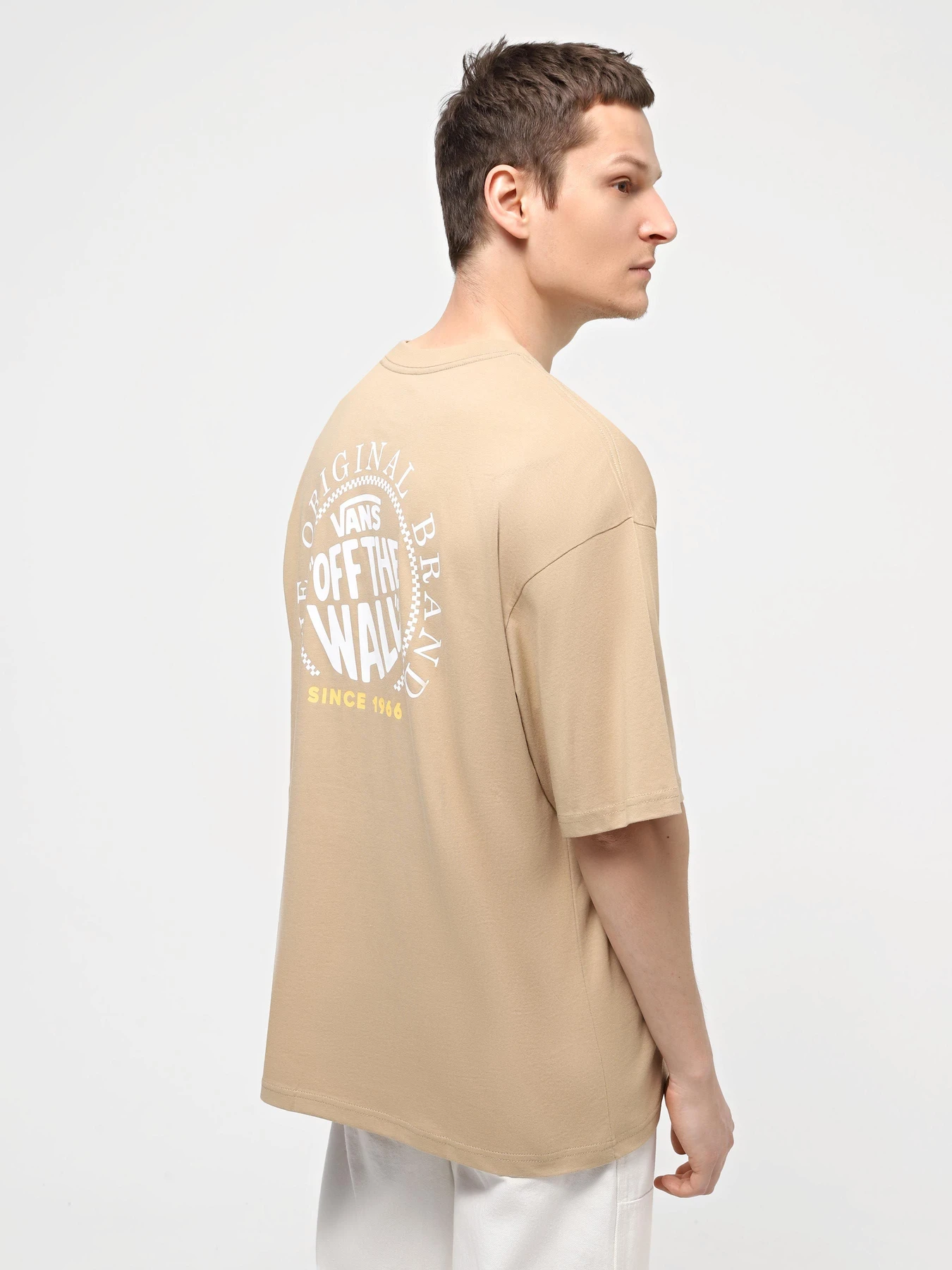 Футболки и поло Vans Circle модель VN000H5N4MG1 Футболки и поло Vans Circle модель VN000H5N4MG1 Фото