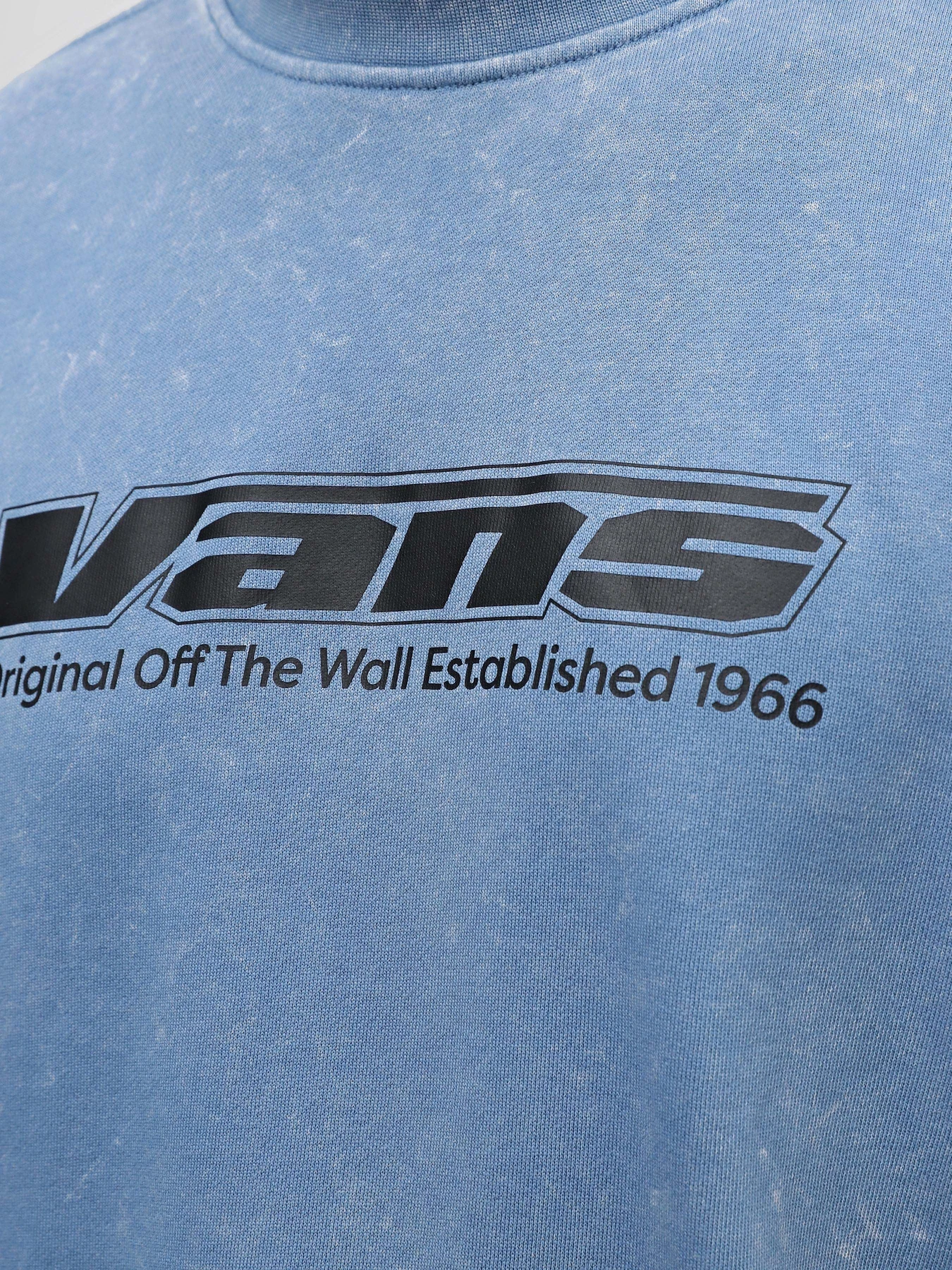 Худи и свитшоты Vans Spaced Out Loose Crew модель VN000GE7P8X1 Фото
