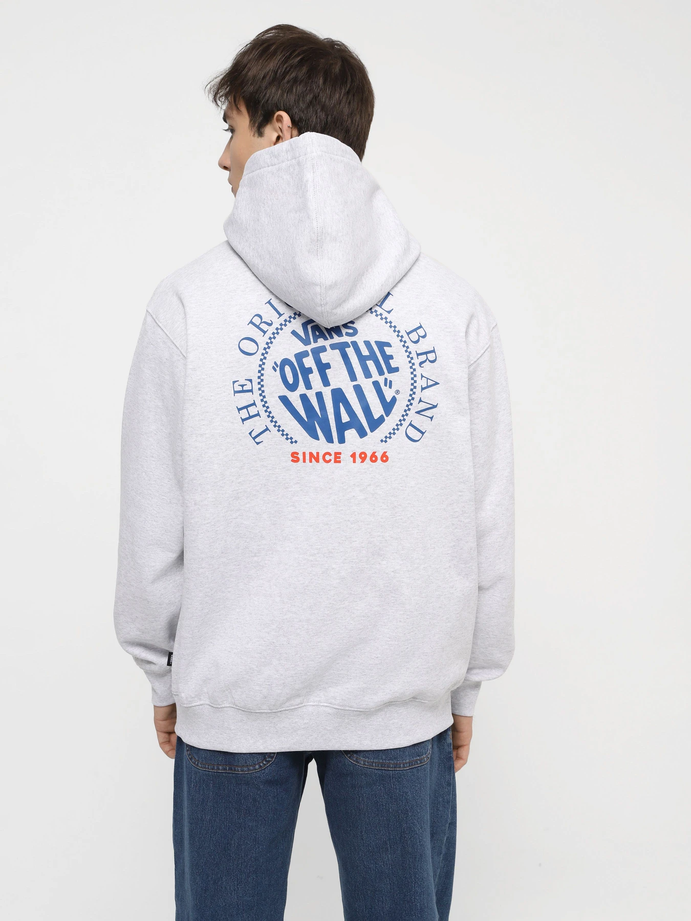 Худи и свитшоты Vans Circle модель VN000H5R1QI1 Худи и свитшоты Vans Circle модель VN000H5R1QI1 Фото