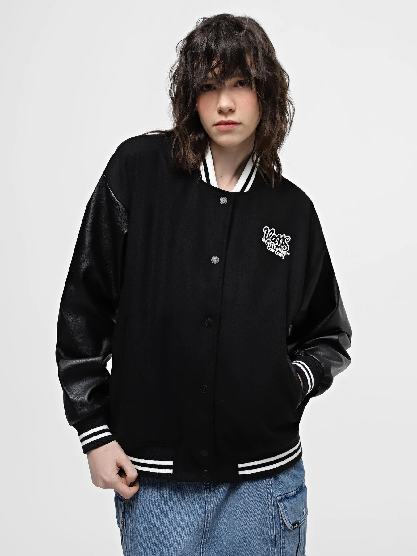 Куртки и дубленки Vans Varsity Club модель VN000GJRBLK1 Фото