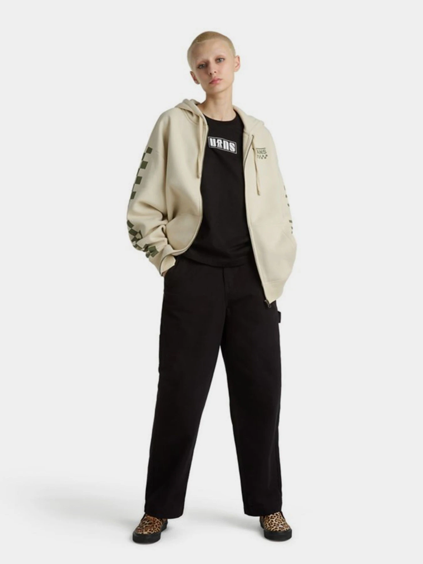 Худі та світшоти Vans Space Right Ls Bff модель VN000GDRBLK1 Худі та світшоти Vans Space Right Ls Bff модель VN000GDRBLK1 Фото