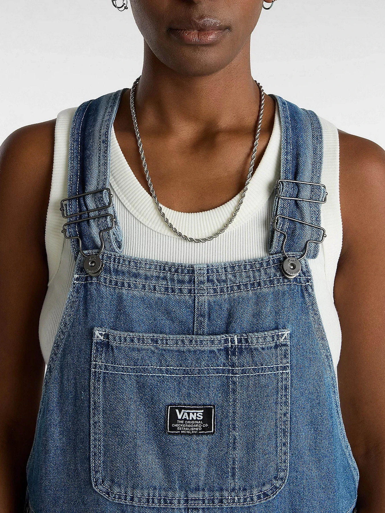 Комбінезони Vans Ground Work Denim Overall модель VN000F7E7W61 Комбінезони Vans Ground Work Denim Overall модель VN000F7E7W61 Фото