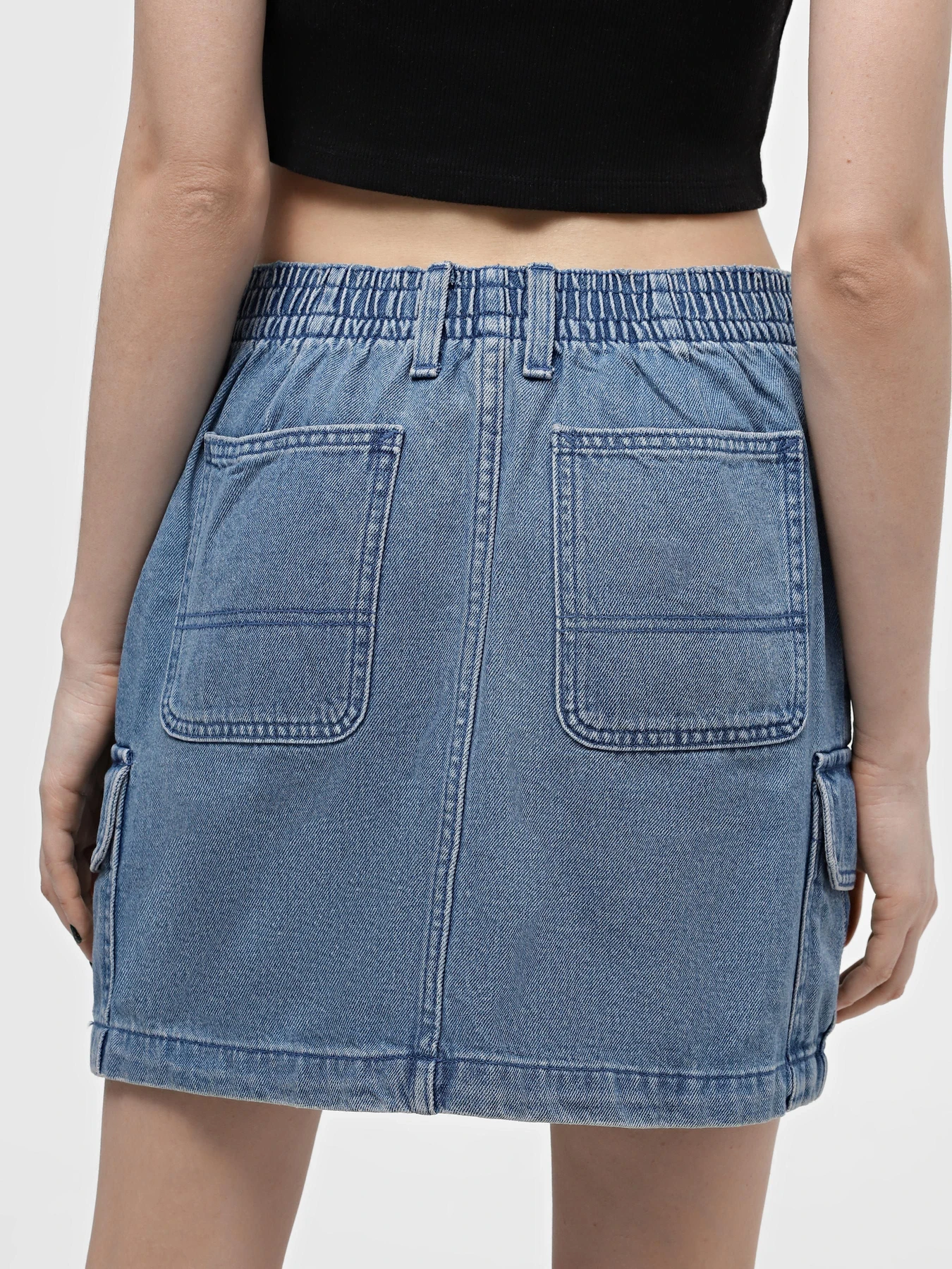 Юбки Vans Sidewalk Denim модель VN000GJE7W61 Юбки Vans Sidewalk Denim модель VN000GJE7W61 Фото
