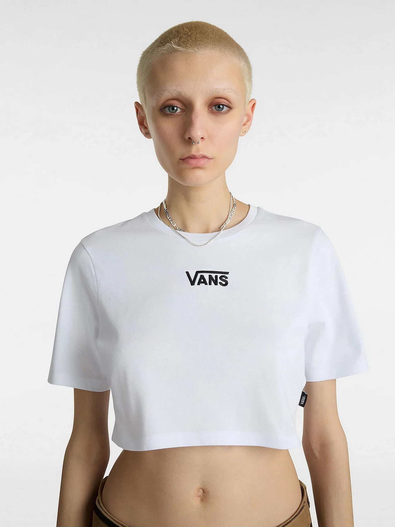 Футболки і поло Vans Flying V Crew Crop модель VN000GFFWHT1 Фото