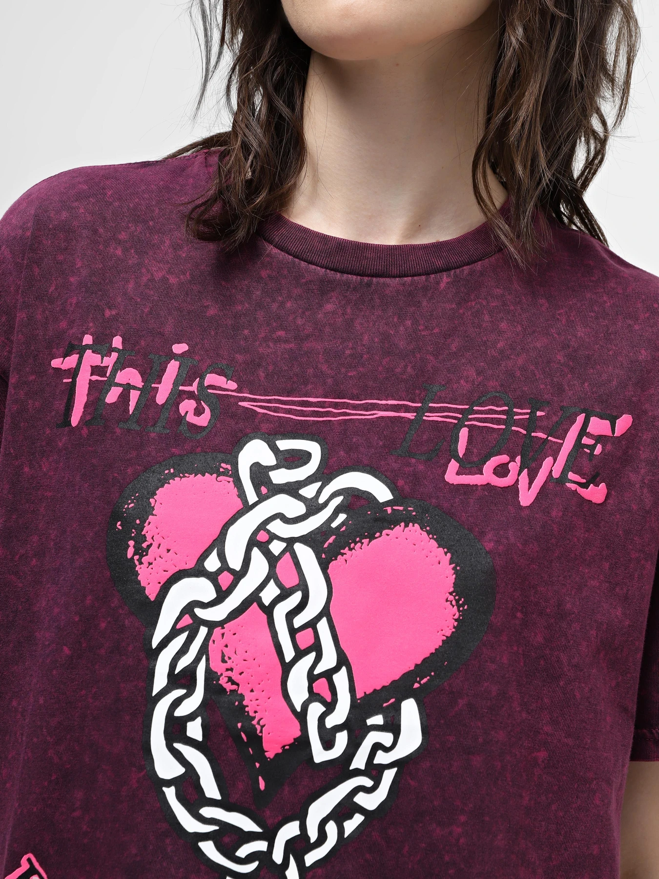Футболки и поло Vans Love Shackle Oversized модель VN000GK6D341 Футболки и поло Vans Love Shackle Oversized модель VN000GK6D341 Фото