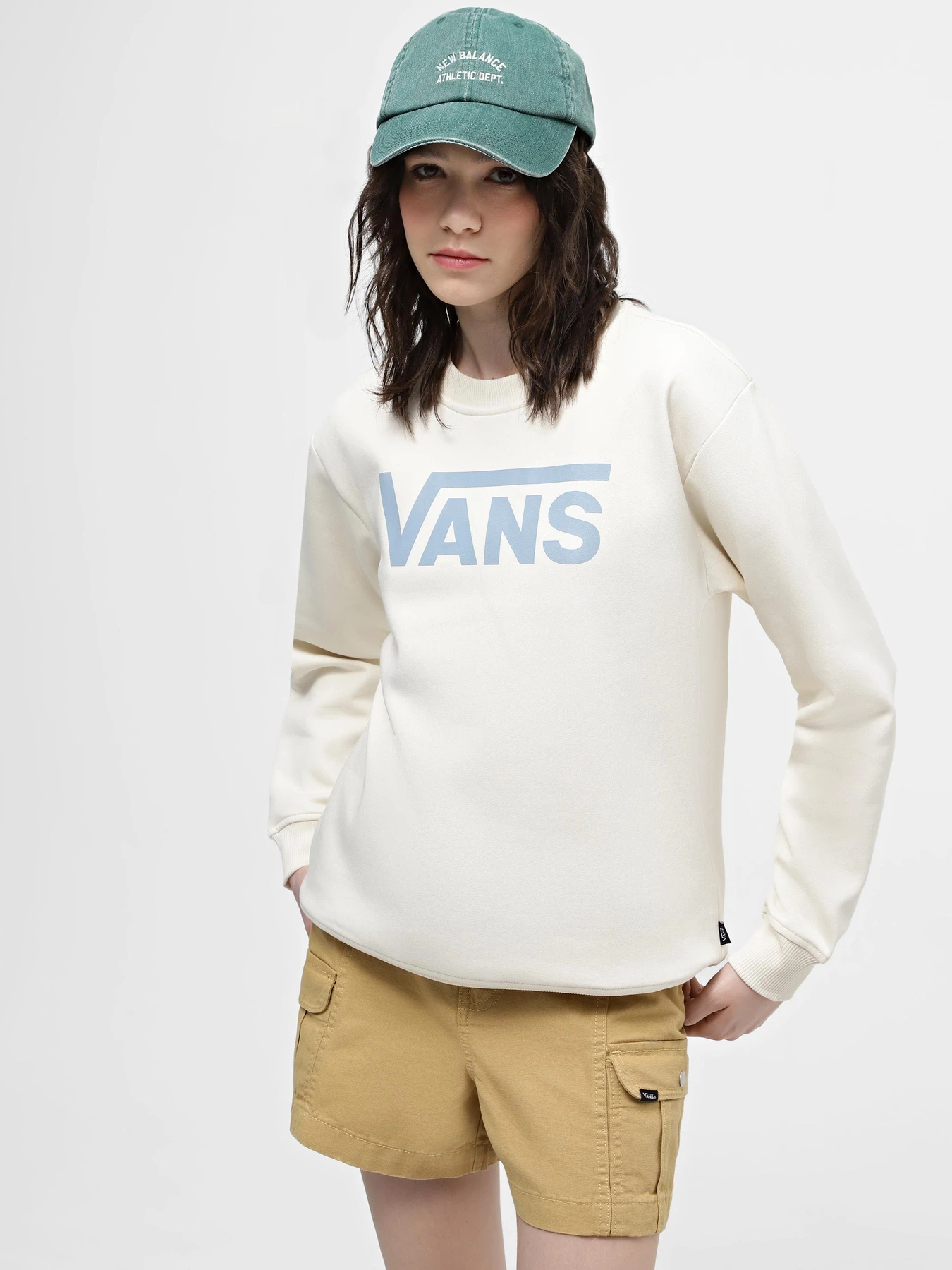 Худи и свитшоты Vans Classic V Bff Crew модель VN000A5QDJR1 Худи и свитшоты Vans Classic V Bff Crew модель VN000A5QDJR1 Фото