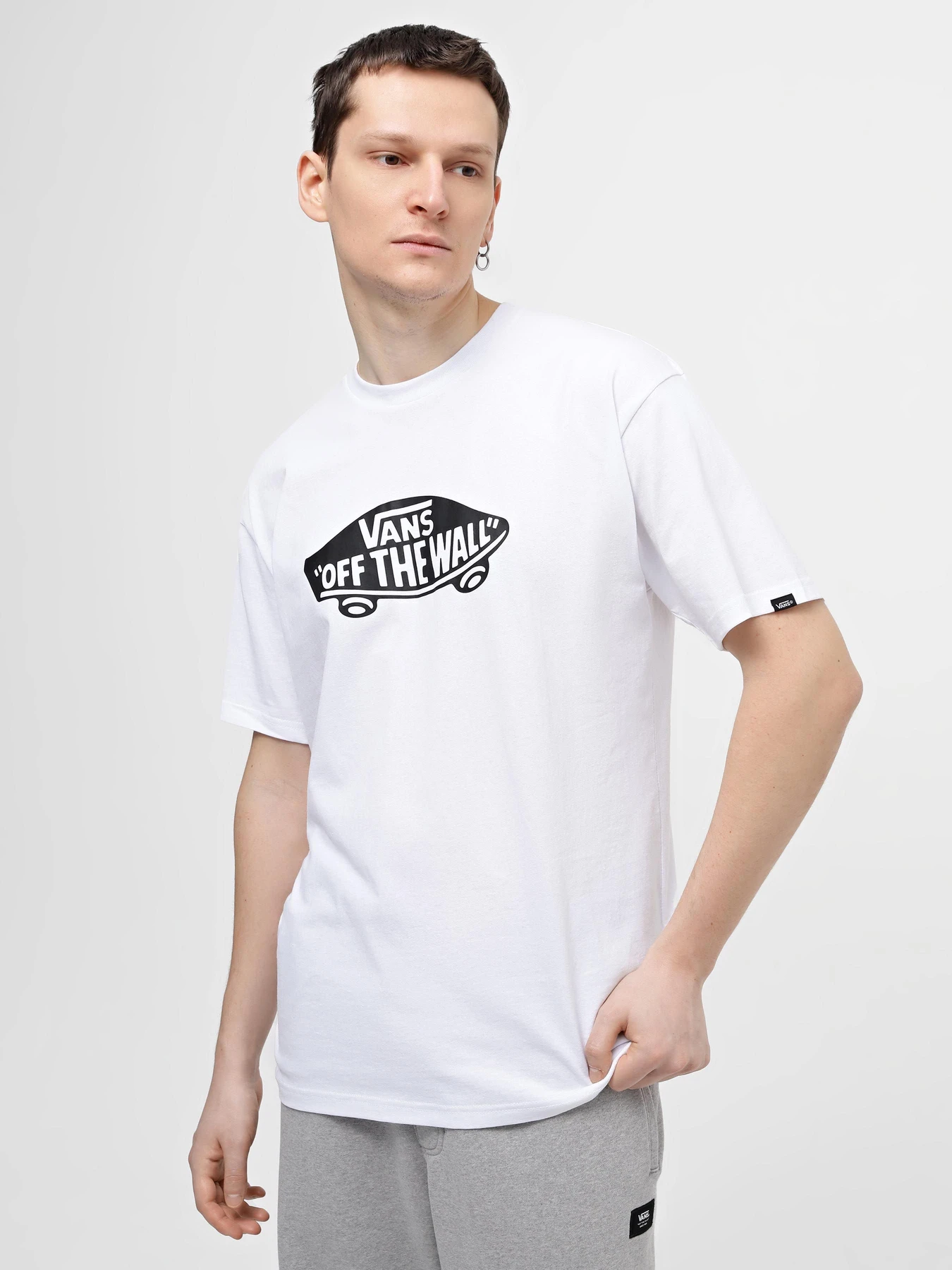 Футболки и поло Vans Off The Wall Board модель VN000FSBWHT1 Футболки и поло Vans Off The Wall Board модель VN000FSBWHT1 Фото