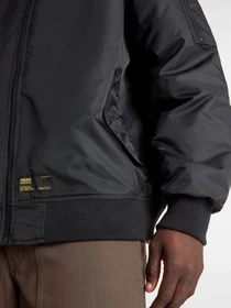 Куртки и дубленки Vans Copley модель VN000HMQBLK1 Фото