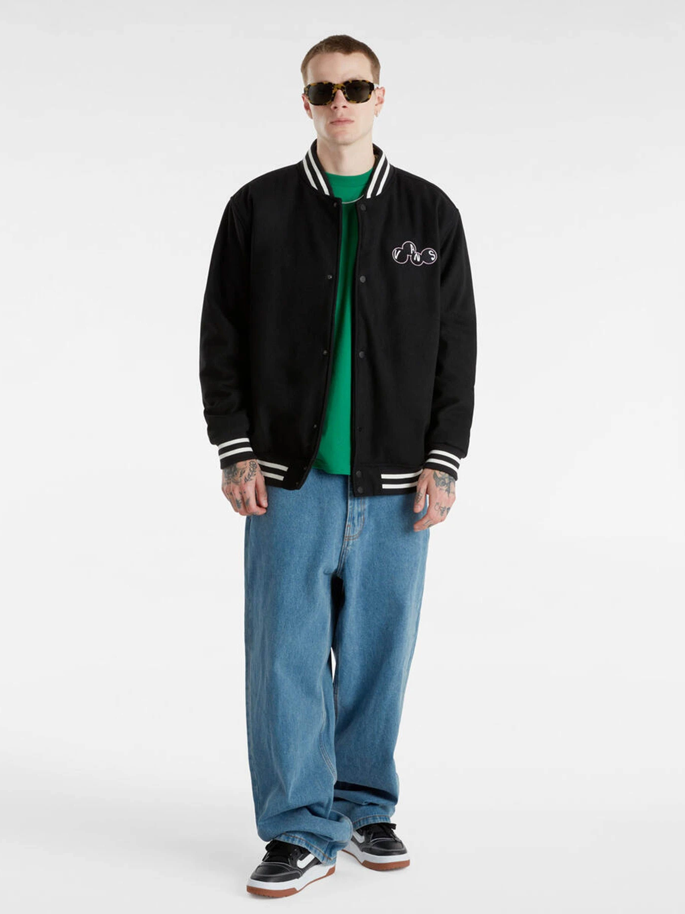 Куртки та дублянки Vans Scuttle Baseball модель VN000HMNBLK1 Фото