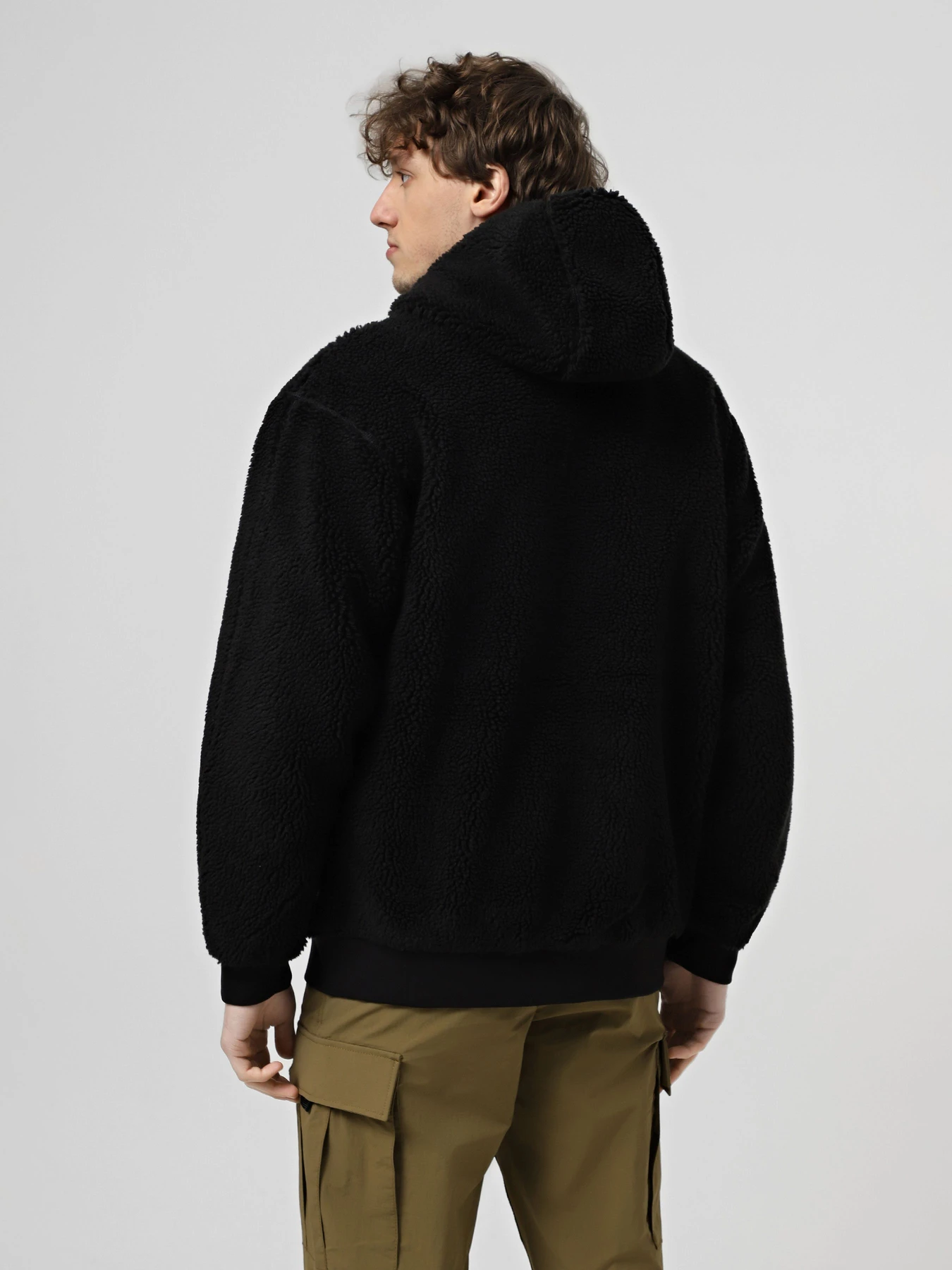 Куртки и дубленки Vans Whittle Sherpa модель VN000JVTBLK1 Фото
