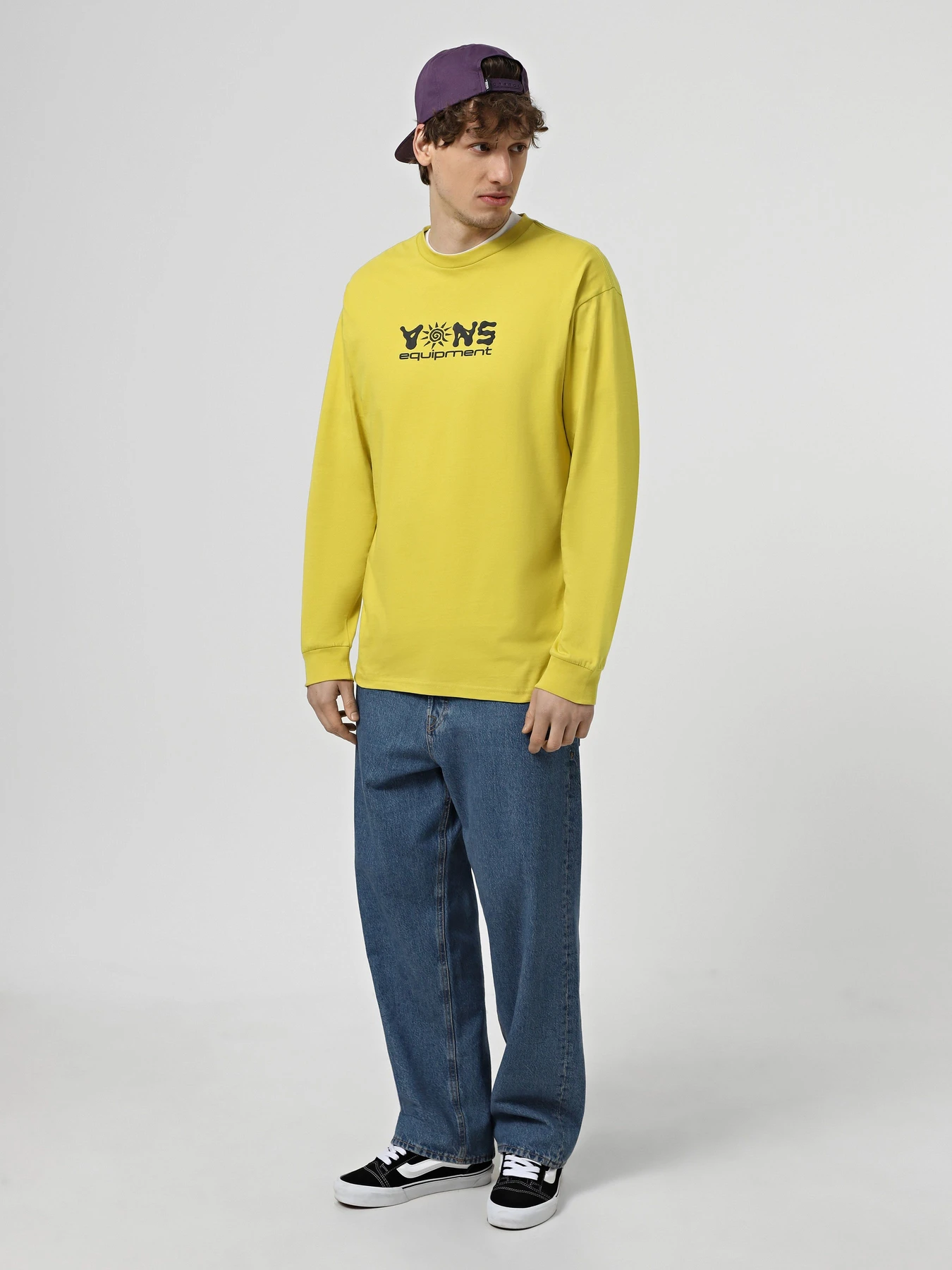 Худи и свитшоты Vans Field Equipment модель VN000JNUCIC1 Худи и свитшоты Vans Field Equipment модель VN000JNUCIC1 Фото