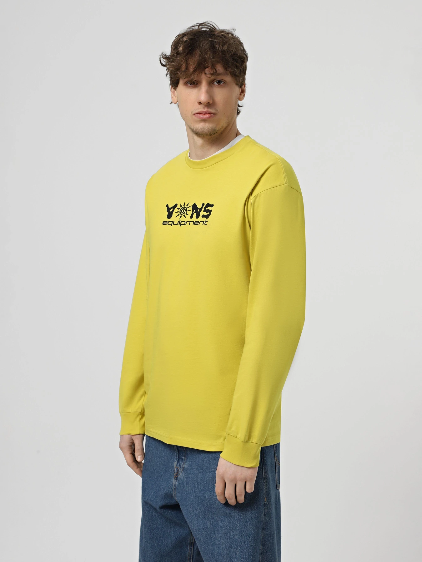 Худи и свитшоты Vans Field Equipment модель VN000JNUCIC1 Худи и свитшоты Vans Field Equipment модель VN000JNUCIC1 Фото
