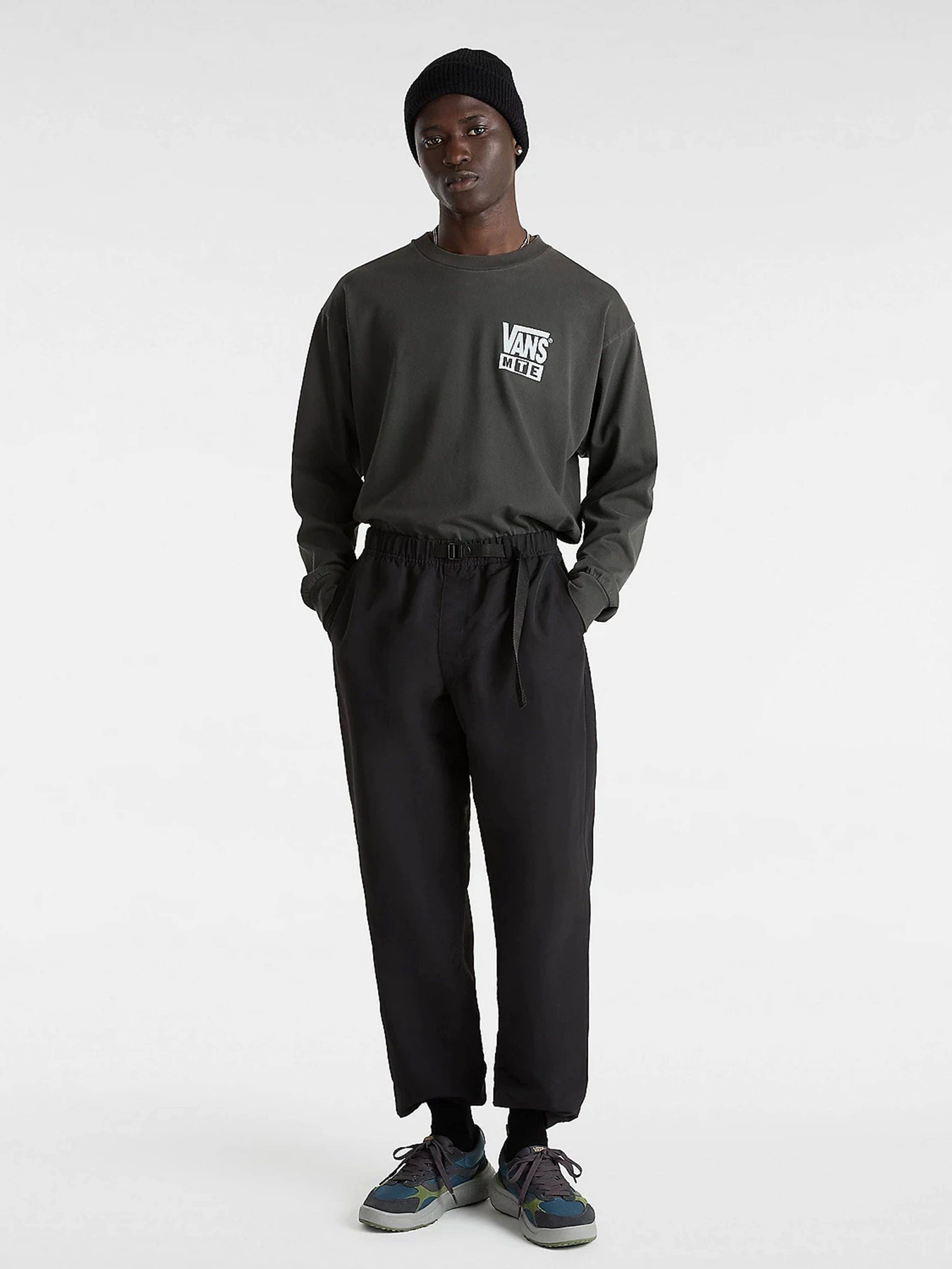 Худи и свитшоты Vans Mte Brain Storms Study Ls модель VN000JQSBLK1 Худи и свитшоты Vans Mte Brain Storms Study Ls модель VN000JQSBLK1 Фото