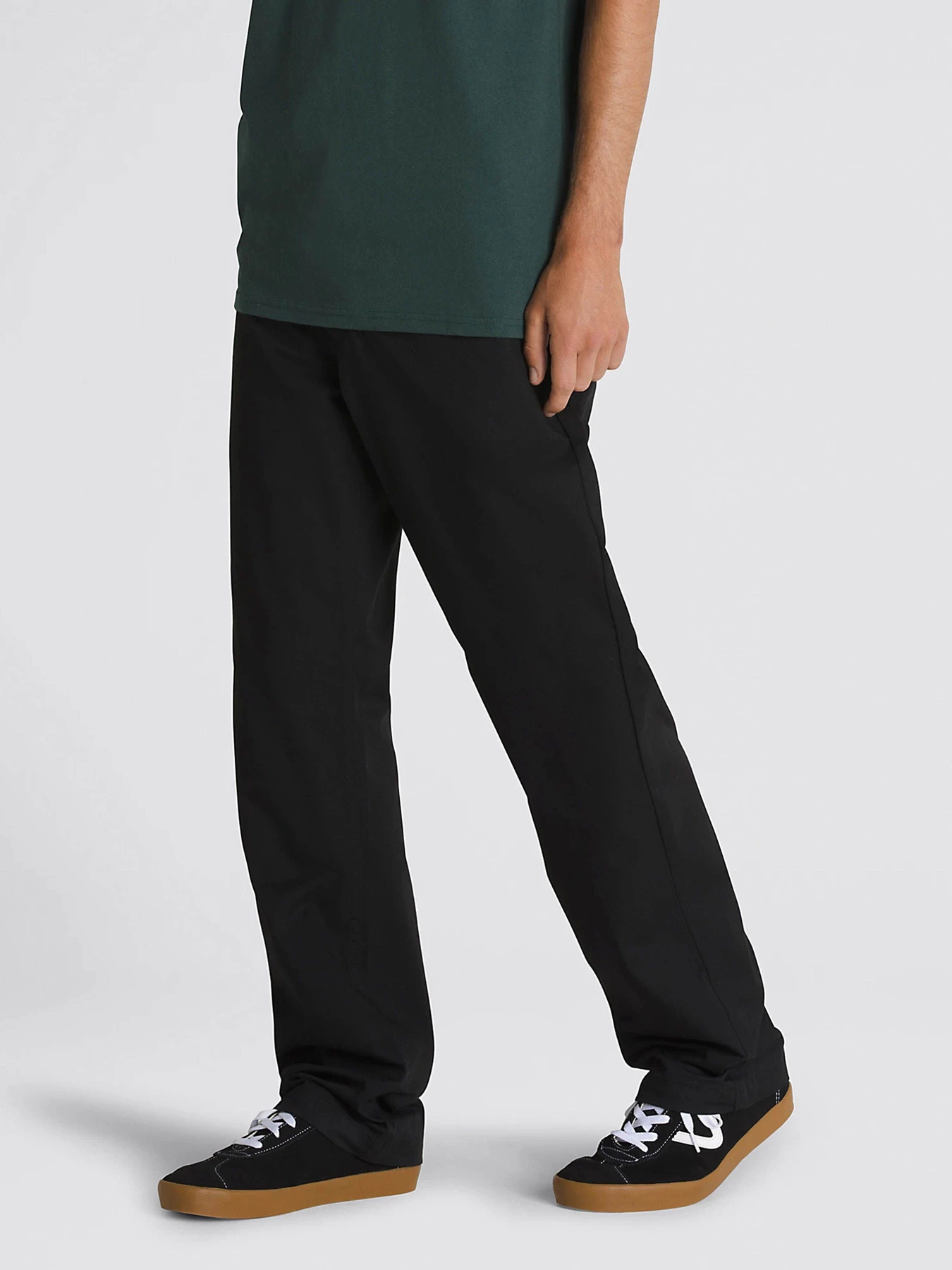 Брюки Vans Authentic Relaxed модель VN000HZBBLK1 Брюки Vans Authentic Relaxed модель VN000HZBBLK1 Фото