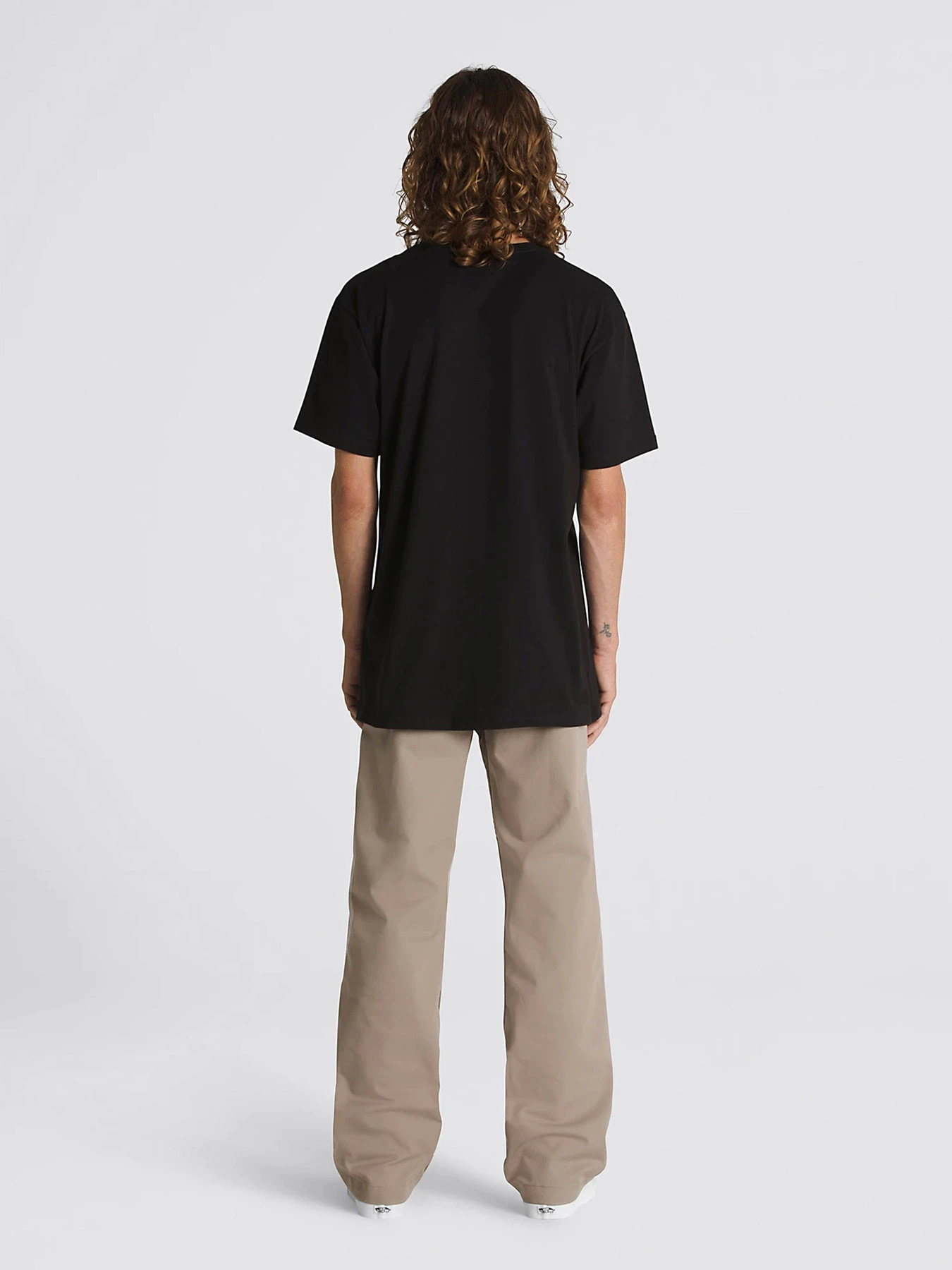 Брюки Vans Authentic Chino Relaxed модель VN000HZBYEH1 Брюки Vans Authentic Chino Relaxed модель VN000HZBYEH1 Фото