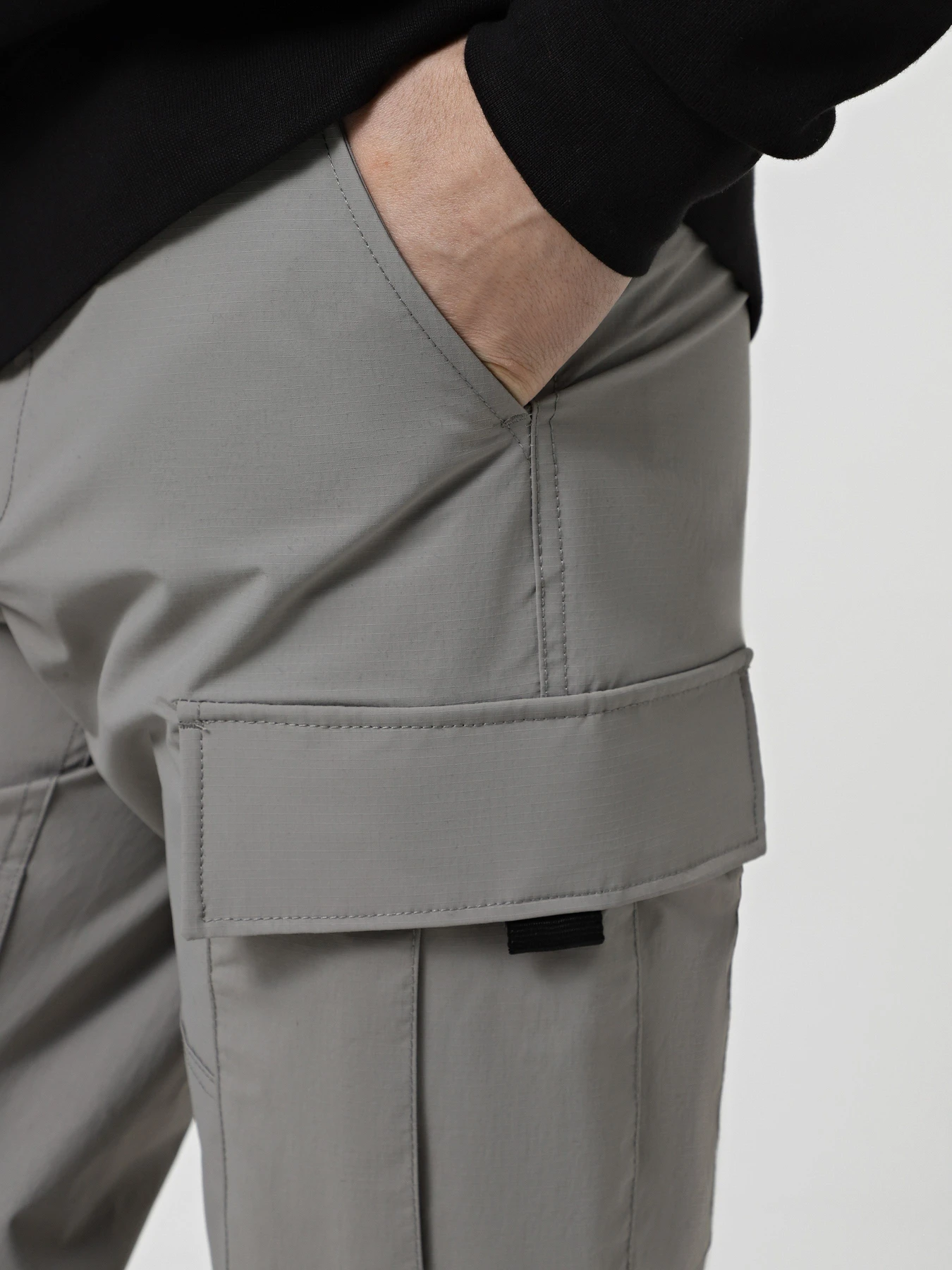 Брюки Vans MTE Service Cargo Loose Tapered модель VN000HAMAF11 Фото