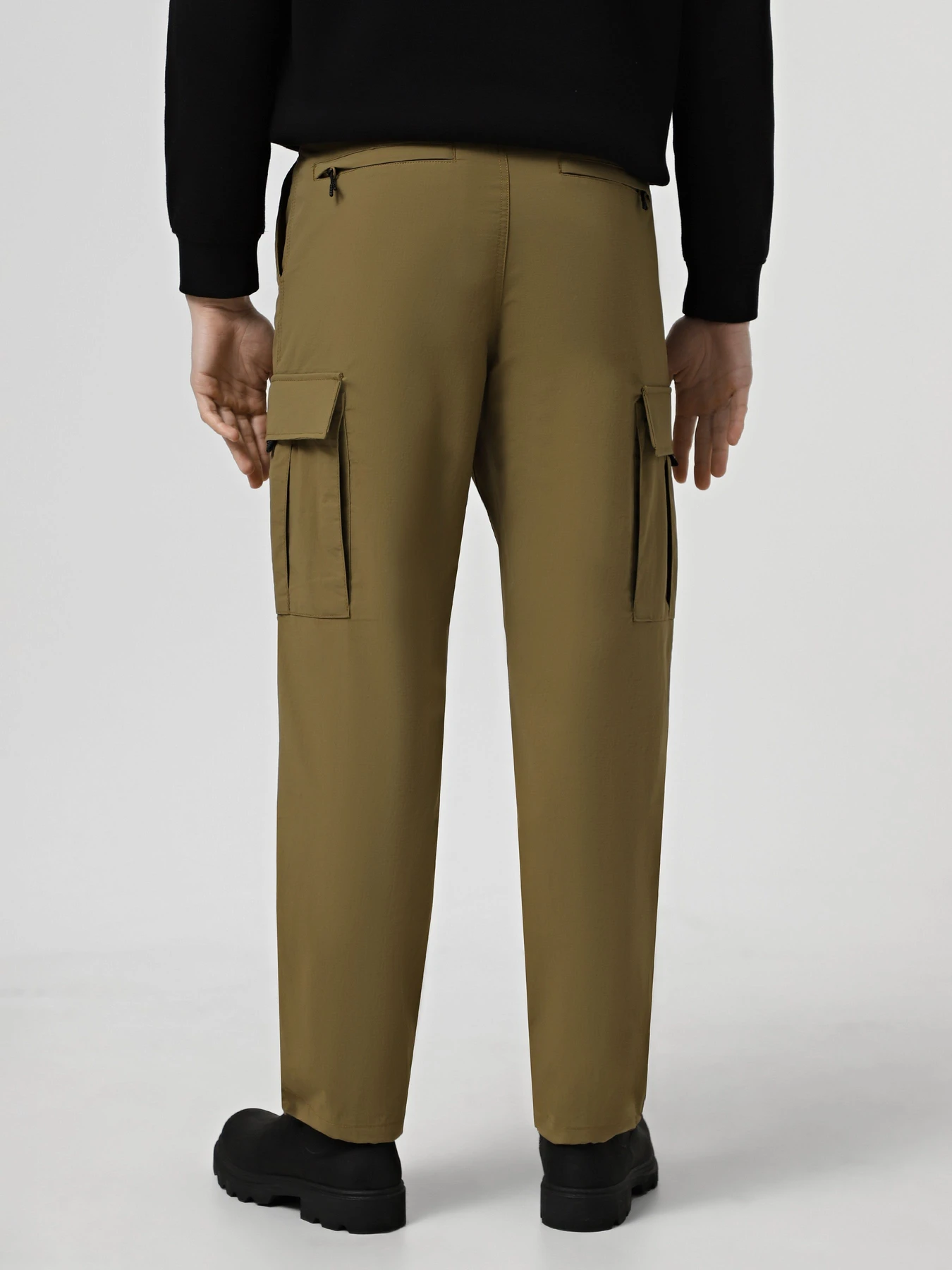Брюки Vans MTE Service Cargo Loose Tapered модель VN000HAMCUQ1 Брюки Vans MTE Service Cargo Loose Tapered модель VN000HAMCUQ1 Фото