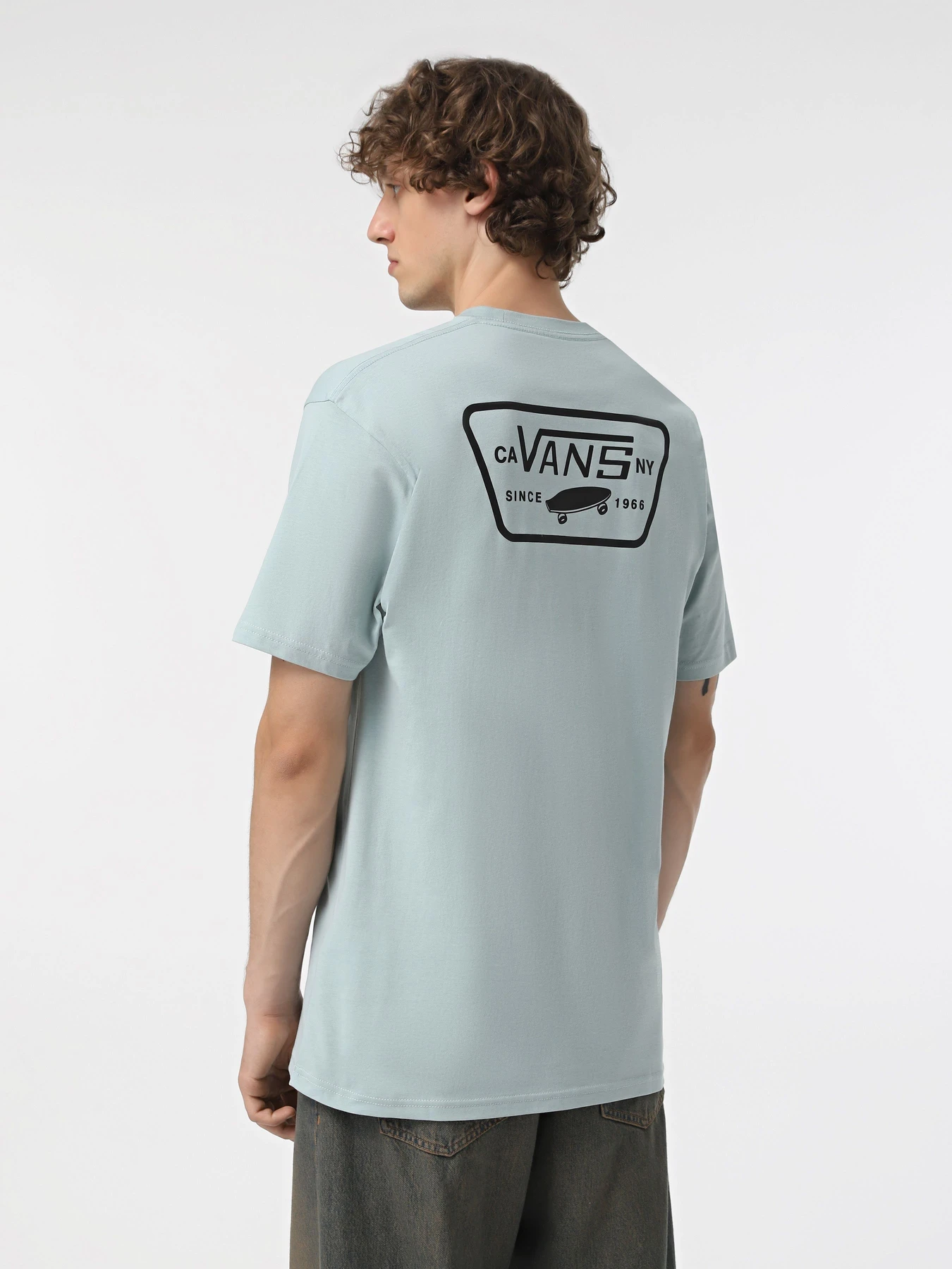 Футболки і поло Vans Full Patch Back модель VN0000F8DAZ1 Фото