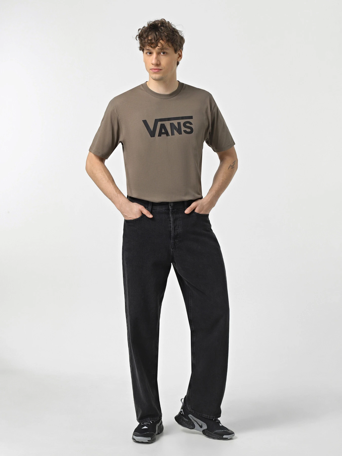 Футболки и поло Vans KNU Skool Mega Check модель VN000GGG9JC1 Футболки и поло Vans KNU Skool Mega Check модель VN000GGG9JC1 Фото