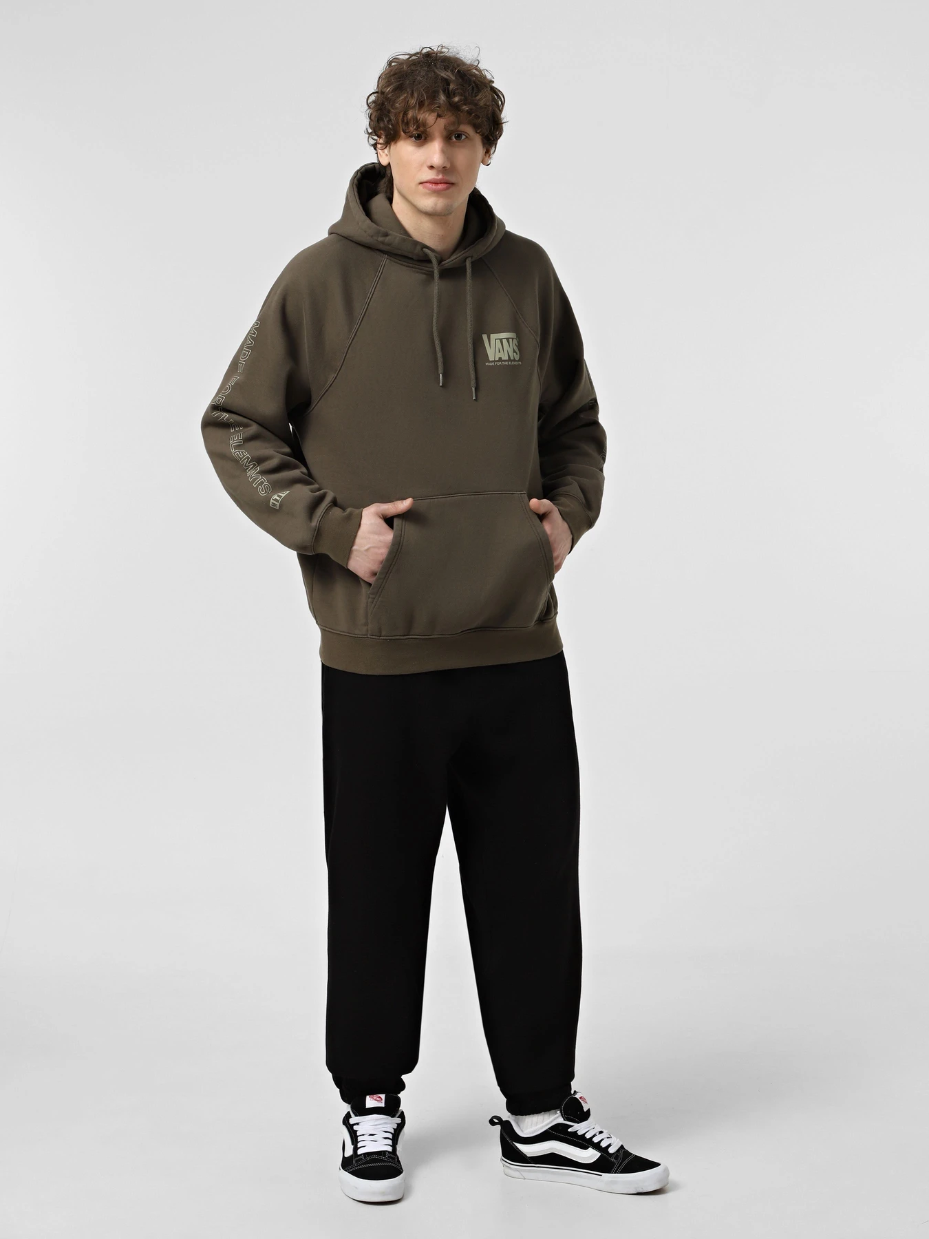 Брюки Vans Core Basic Relaxed Fleece модель VN000HQ2BLK1 Фото