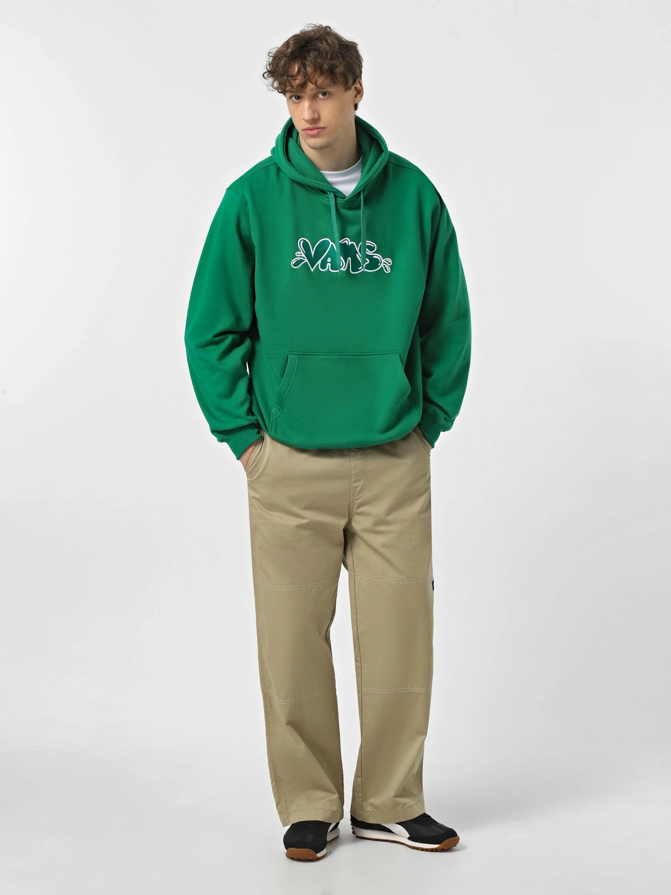 Худи и свитшоты Vans Loose модель VN000HPPJ5F1 Худи и свитшоты Vans Loose модель VN000HPPJ5F1 Фото