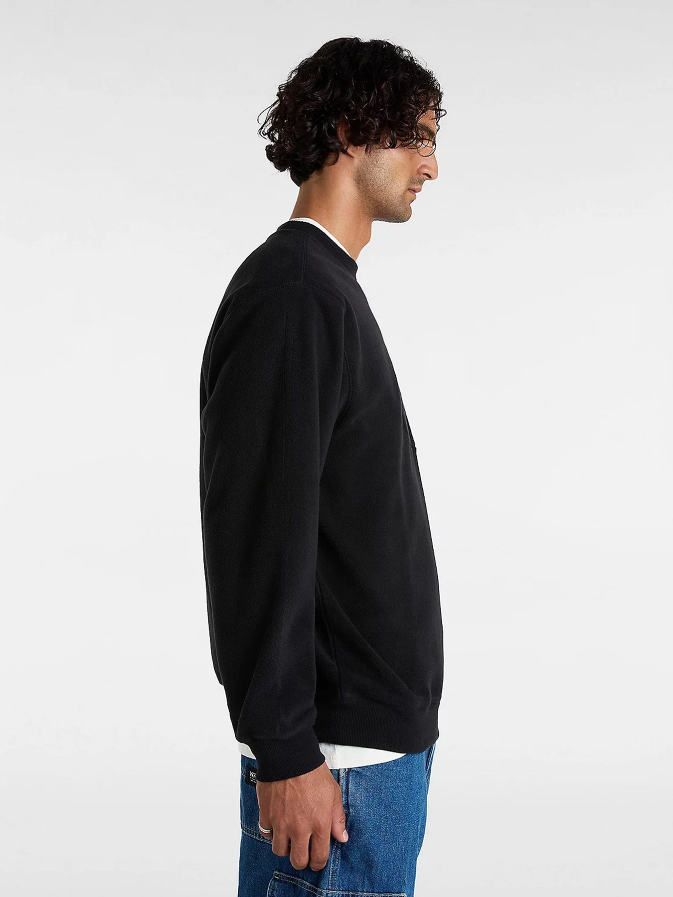Худи и свитшоты Vans Carlo Polar Fleece Loose Crew модель VN000HPSBLK1 Худи и свитшоты Vans Carlo Polar Fleece Loose Crew модель VN000HPSBLK1 Фото