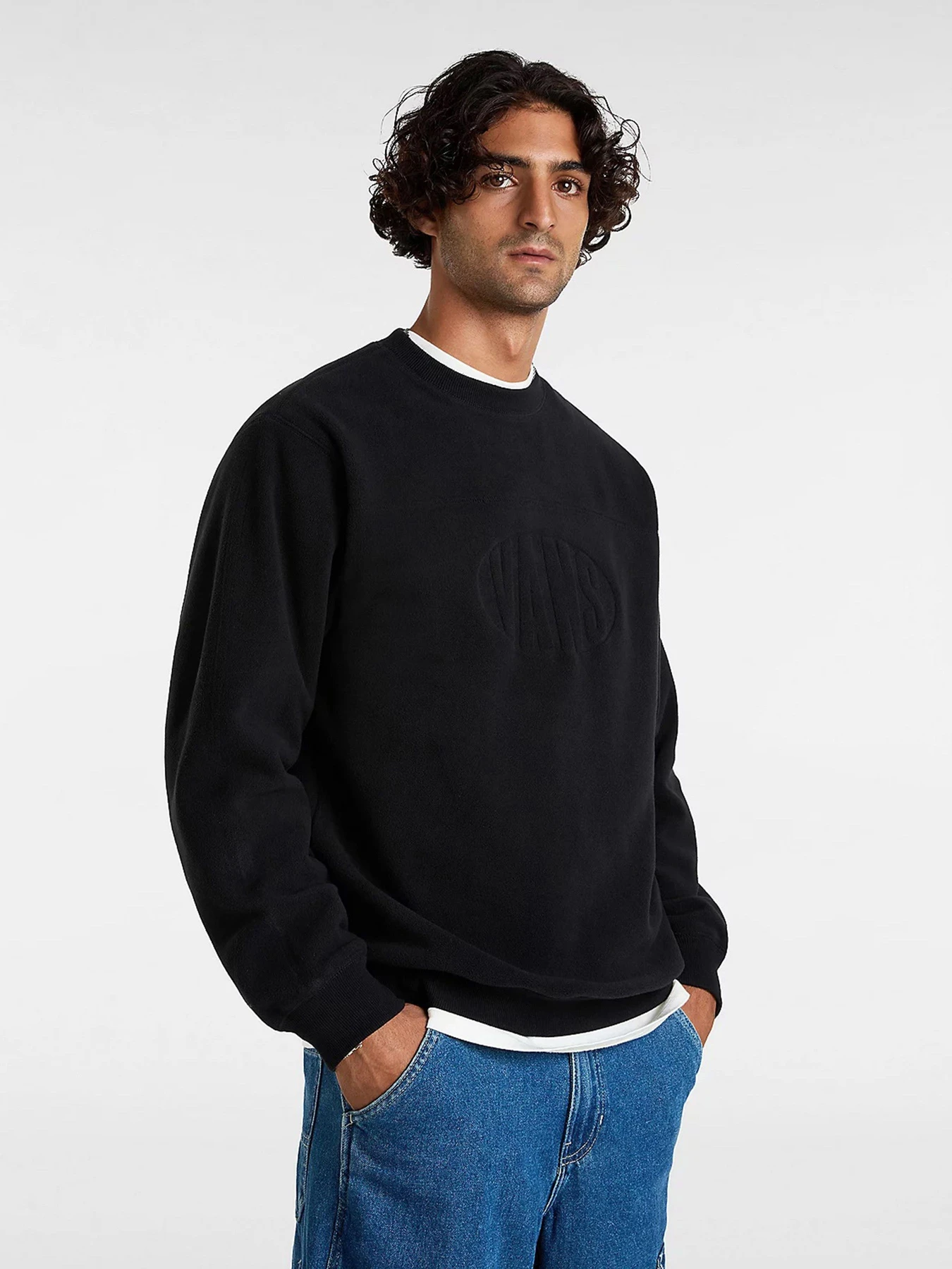 Худи и свитшоты Vans Carlo Polar Fleece Loose Crew модель VN000HPSBLK1 Худи и свитшоты Vans Carlo Polar Fleece Loose Crew модель VN000HPSBLK1 Фото