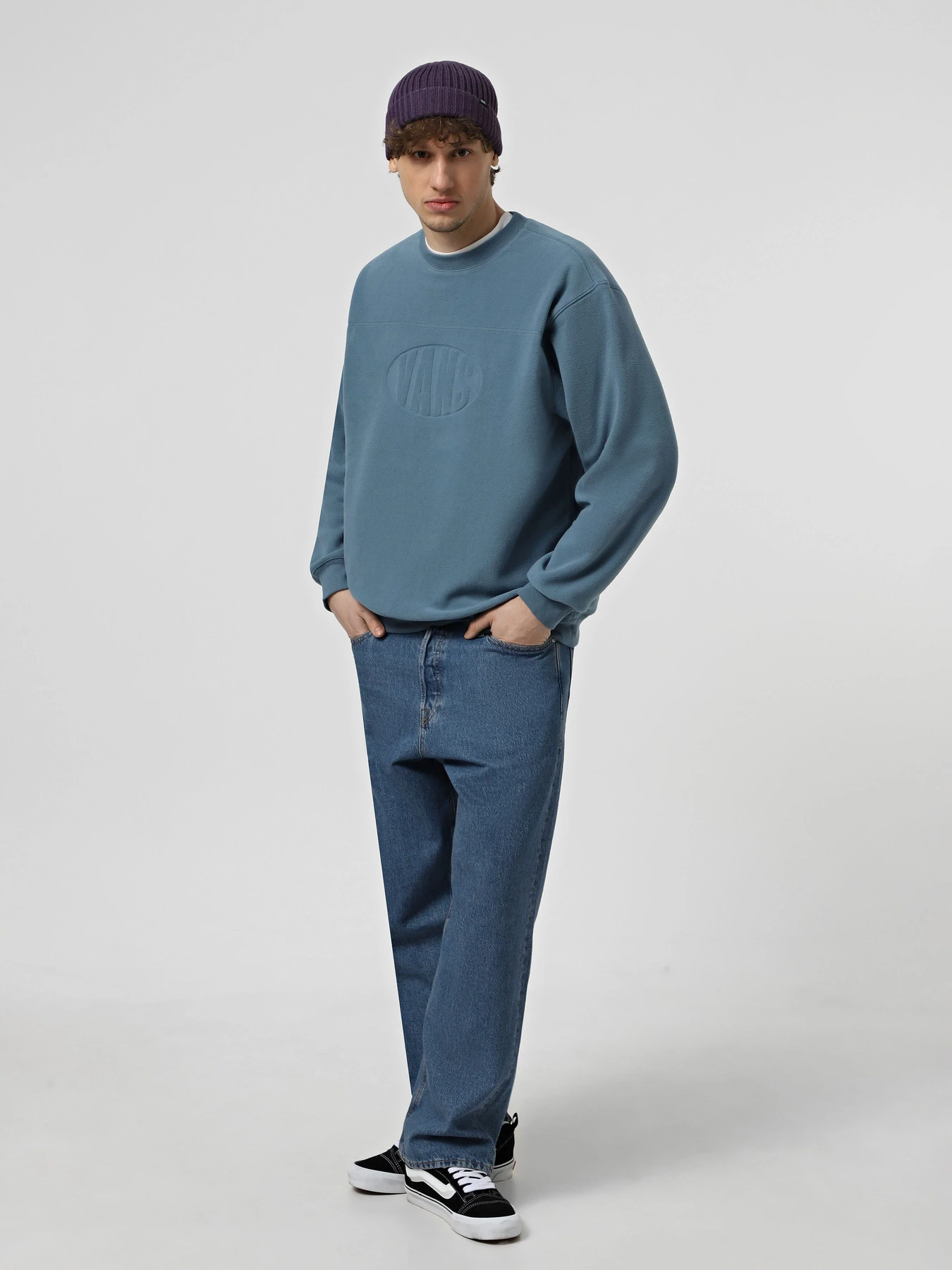 Худі та світшоти Vans Carlo Polar Fleece Loose Crew модель VN000HPSJCN1 Худі та світшоти Vans Carlo Polar Fleece Loose Crew модель VN000HPSJCN1 Фото