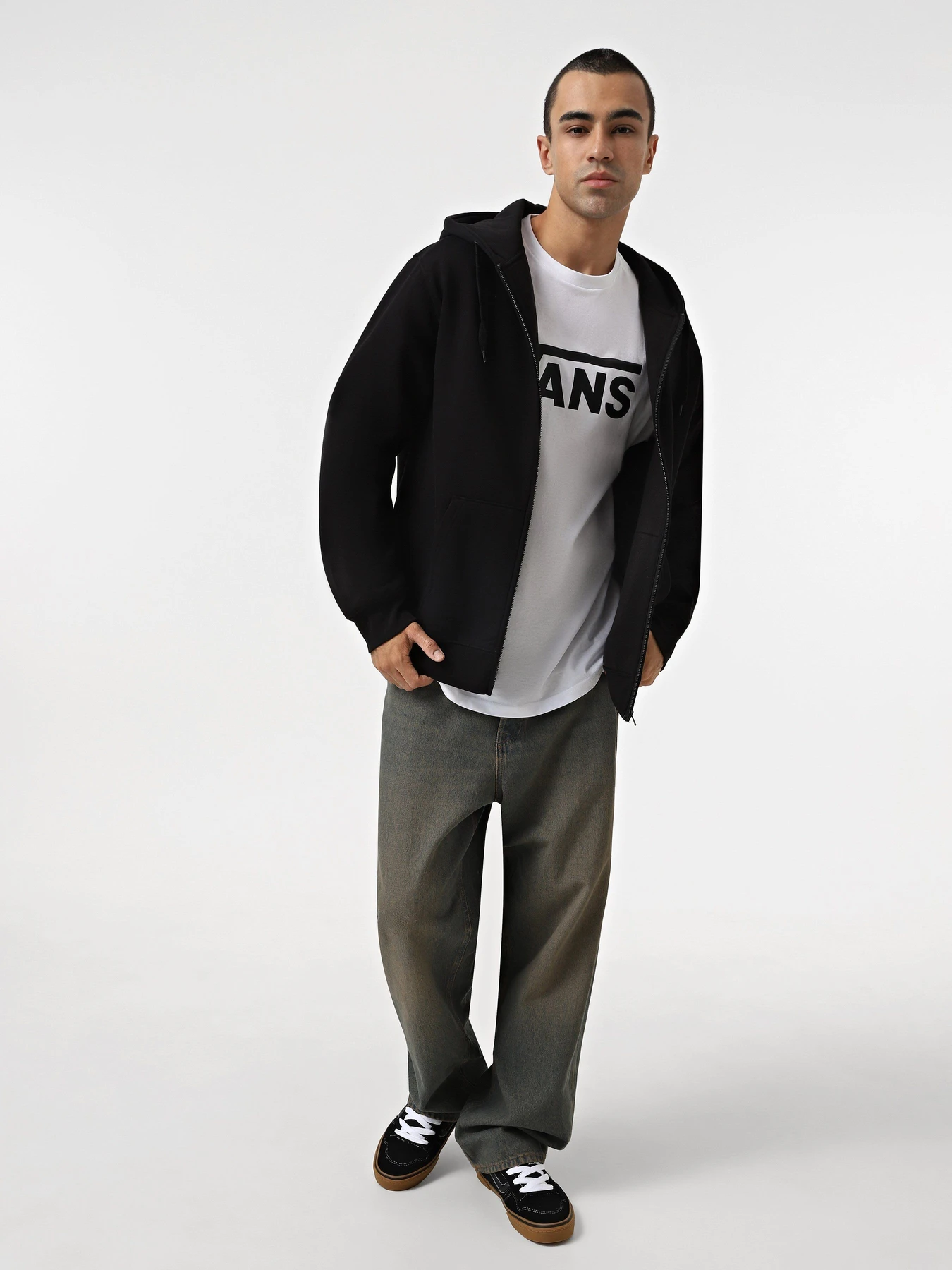 Худі та світшоти Vans Core Basic Full Zip модель VN000HPDBLK1 Худі та світшоти Vans Core Basic Full Zip модель VN000HPDBLK1 Фото
