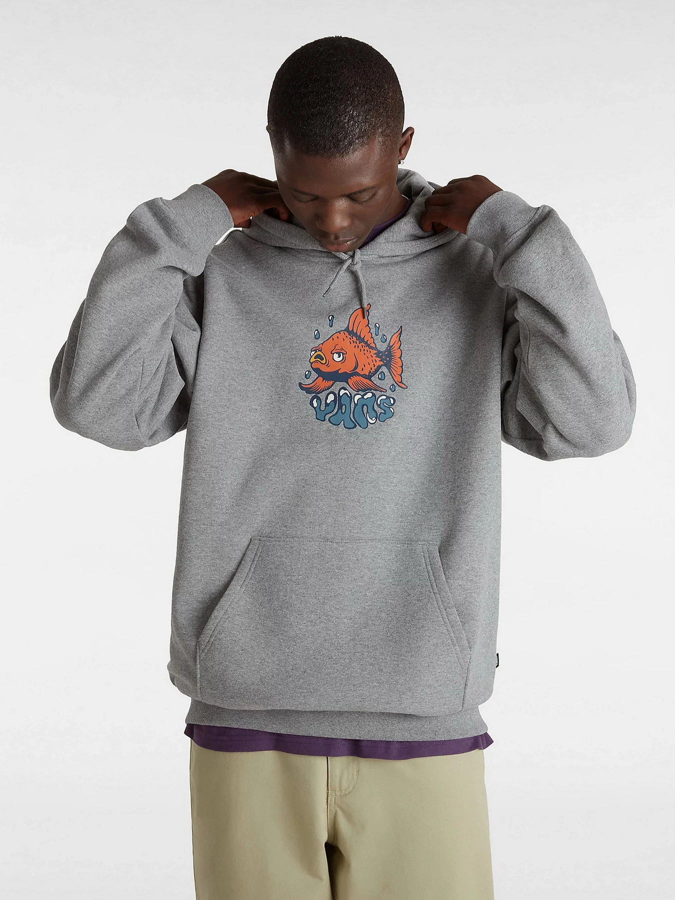 Худи и свитшоты Vans Fish Loose Pullover модель VN000HPH02F1 Худи и свитшоты Vans Fish Loose Pullover модель VN000HPH02F1 Фото