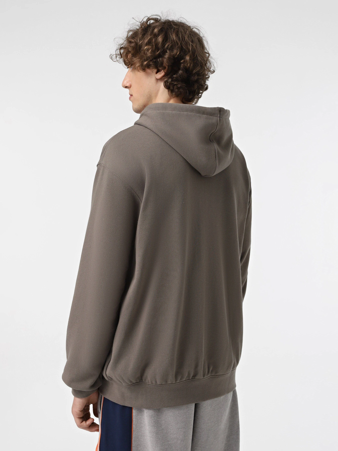 Худі та світшоти Vans Original Standards Loose Full Zip модель VN000HPG9JC1 Худі та світшоти Vans Original Standards Loose Full Zip модель VN000HPG9JC1 Фото