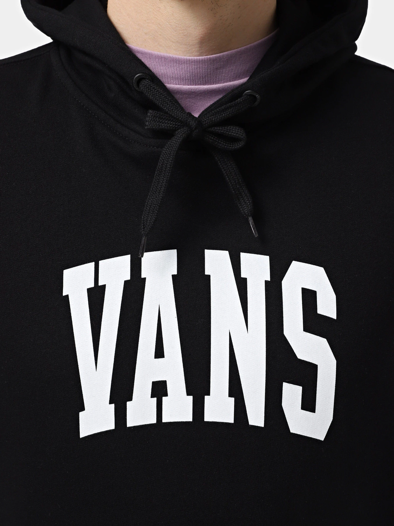 Худи и свитшоты Vans Arched Pullover модель VN000HNWBLK1 Худи и свитшоты Vans Arched Pullover модель VN000HNWBLK1 Фото