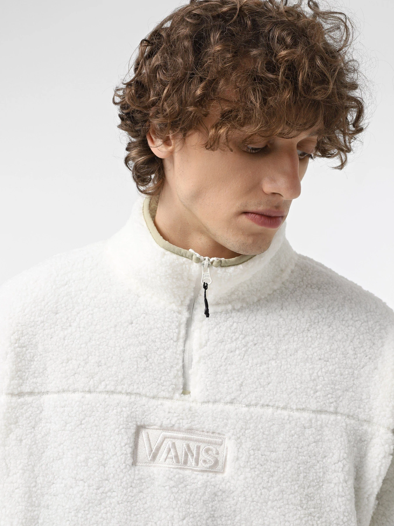 Худі та світшоти Vans Boxed Sherpa Qzip модель VN000HPFFS81 Худі та світшоти Vans Boxed Sherpa Qzip модель VN000HPFFS81 Фото