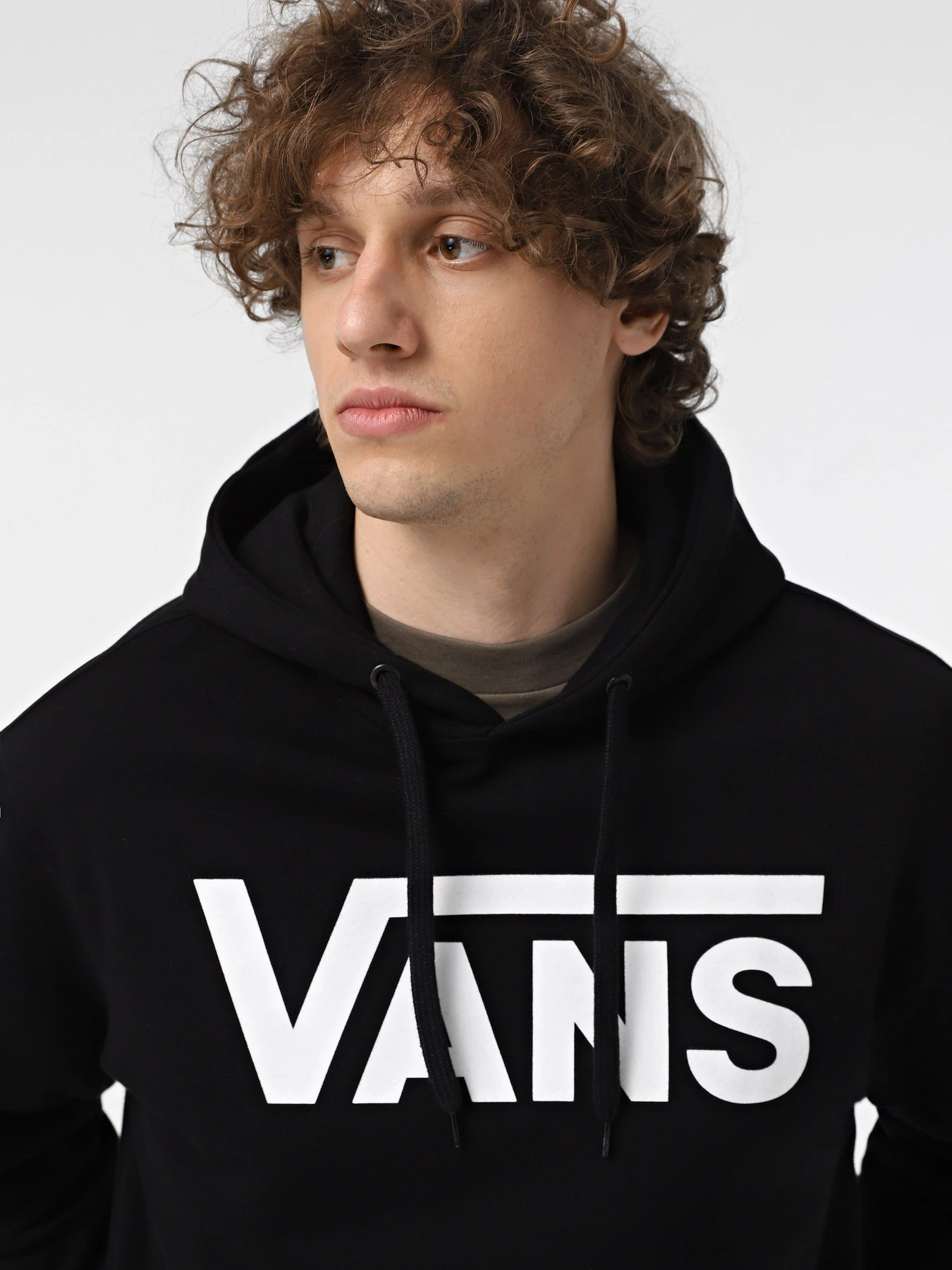 Худи и свитшоты Vans Classic модель VN000HNXBLK1 Худи и свитшоты Vans Classic модель VN000HNXBLK1 Фото