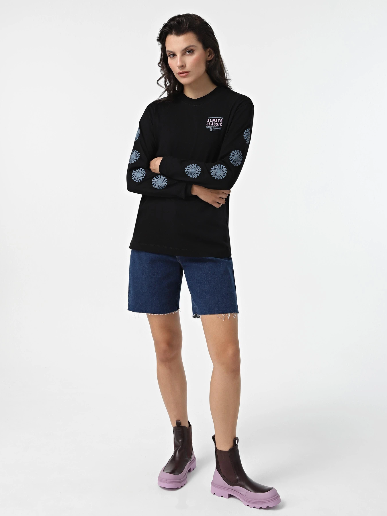 Худи и свитшоты Vans Always Classic модель VN000HHSBLK1 Худи и свитшоты Vans Always Classic модель VN000HHSBLK1 Фото