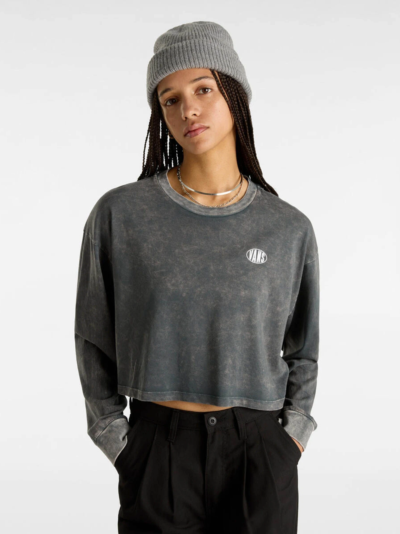 Худі та світшоти Vans Oval Wash Relax Crop модель VN000HJ5BLK1 Худі та світшоти Vans Oval Wash Relax Crop модель VN000HJ5BLK1 Фото