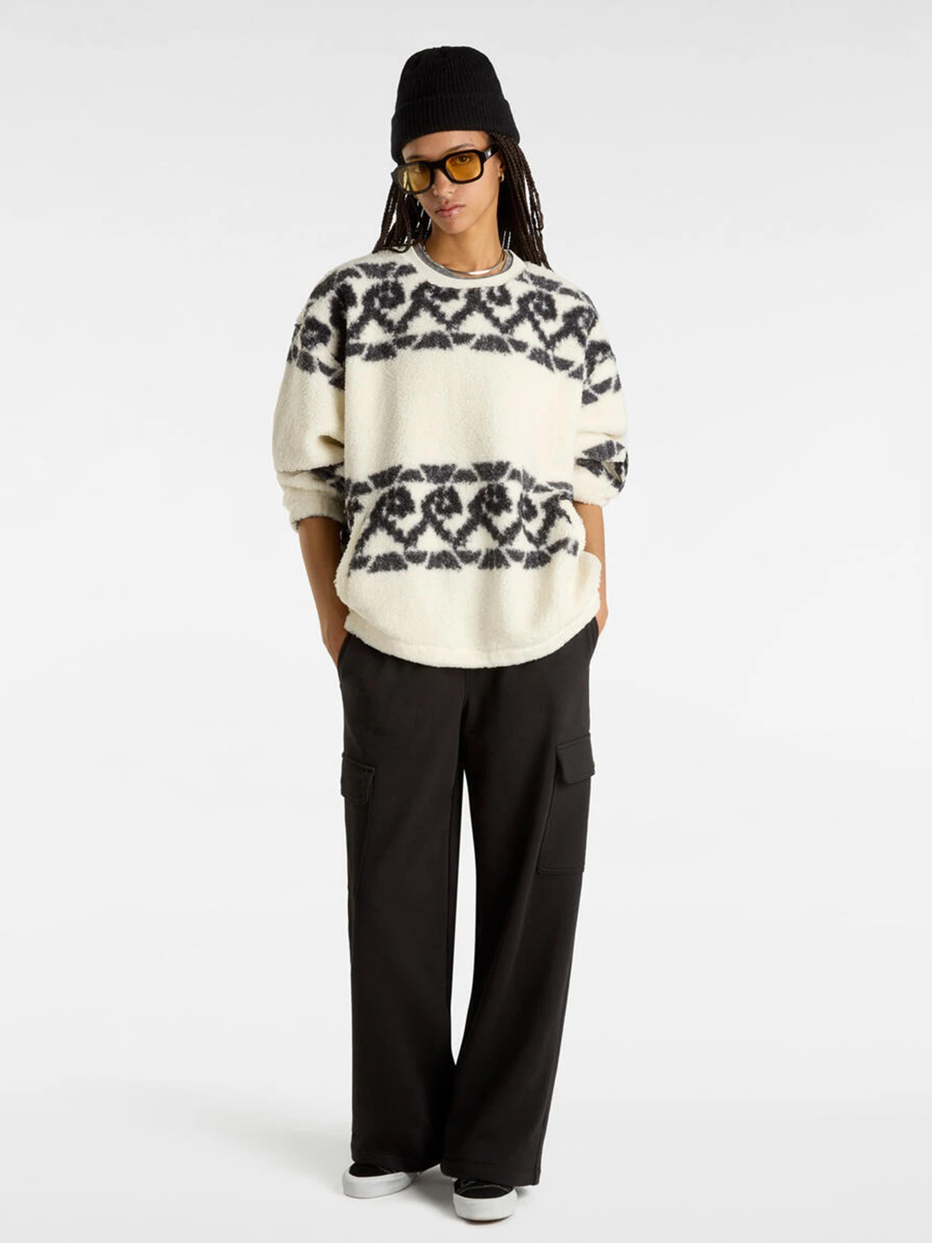 Худи и свитшоты Vans Collett Boucle Crew модель VN000HCXFS81 Худи и свитшоты Vans Collett Boucle Crew модель VN000HCXFS81 Фото