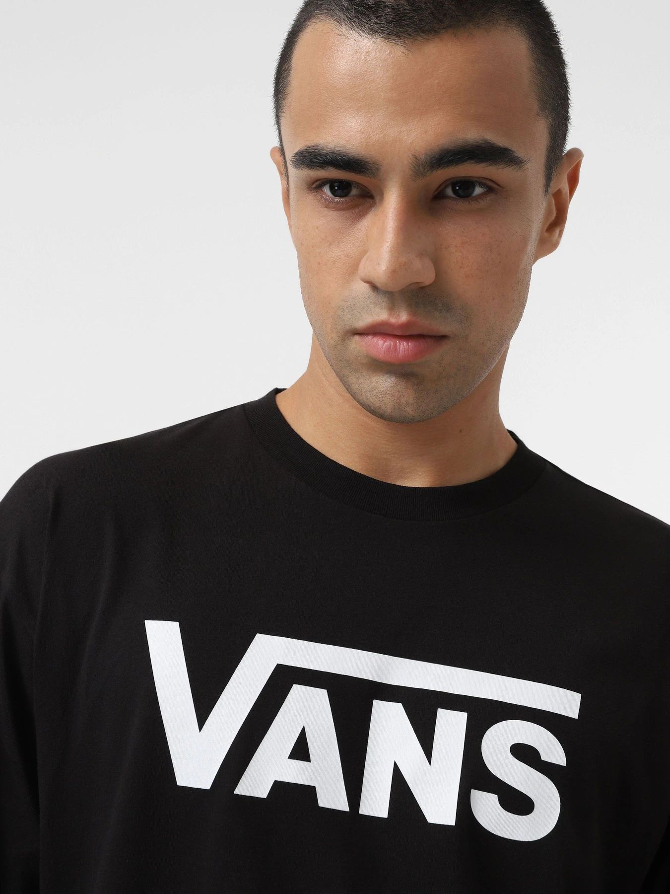 Худи и свитшоты Vans Classic модель VN0A7UECY281 Худи и свитшоты Vans Classic модель VN0A7UECY281 Фото