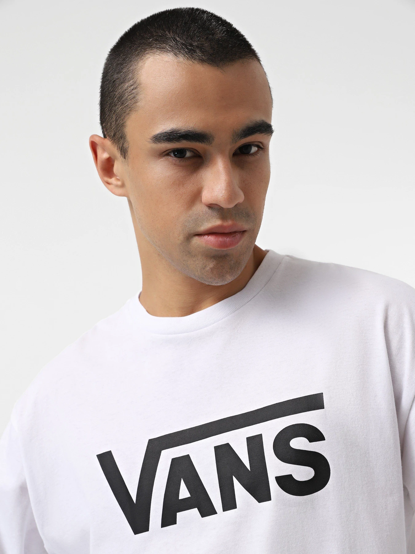 Худи и свитшоты Vans Classic модель VN0A7UECYB21 Худи и свитшоты Vans Classic модель VN0A7UECYB21 Фото