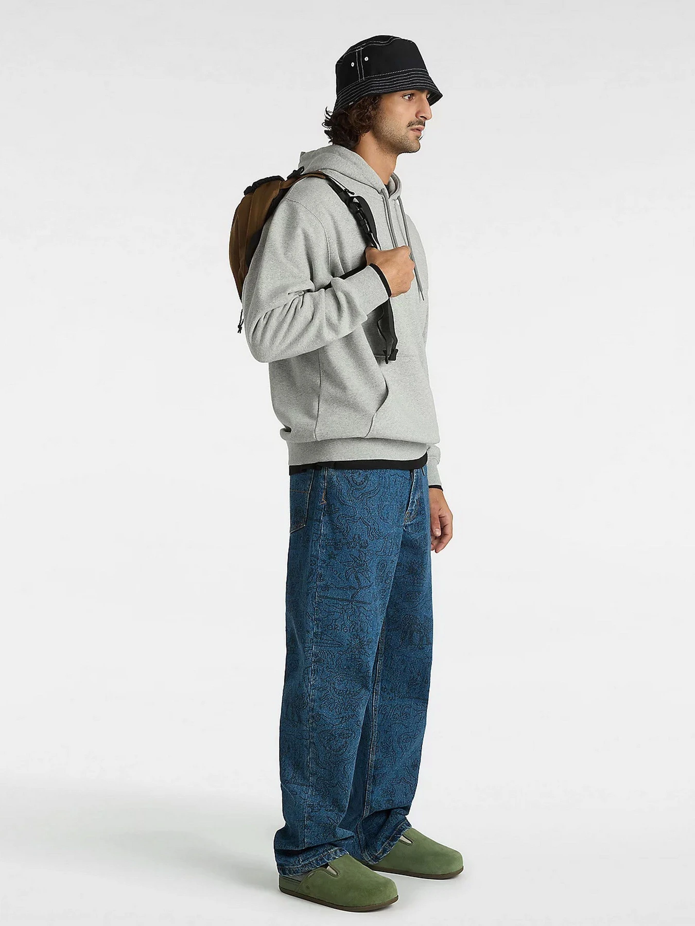 Худи и свитшоты Vans Original Standards Loose PO модель VN000GE802F1 Худи и свитшоты Vans Original Standards Loose PO модель VN000GE802F1 Фото
