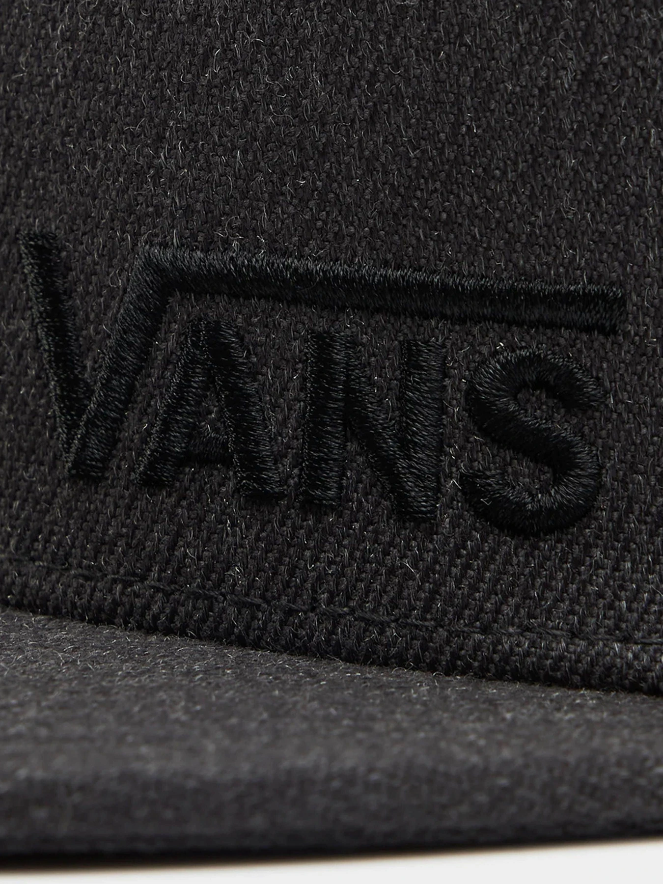Шапки та кепки Vans Mn Splitz модель VN000CFKCHH1 Шапки та кепки Vans Mn Splitz модель VN000CFKCHH1 Фото