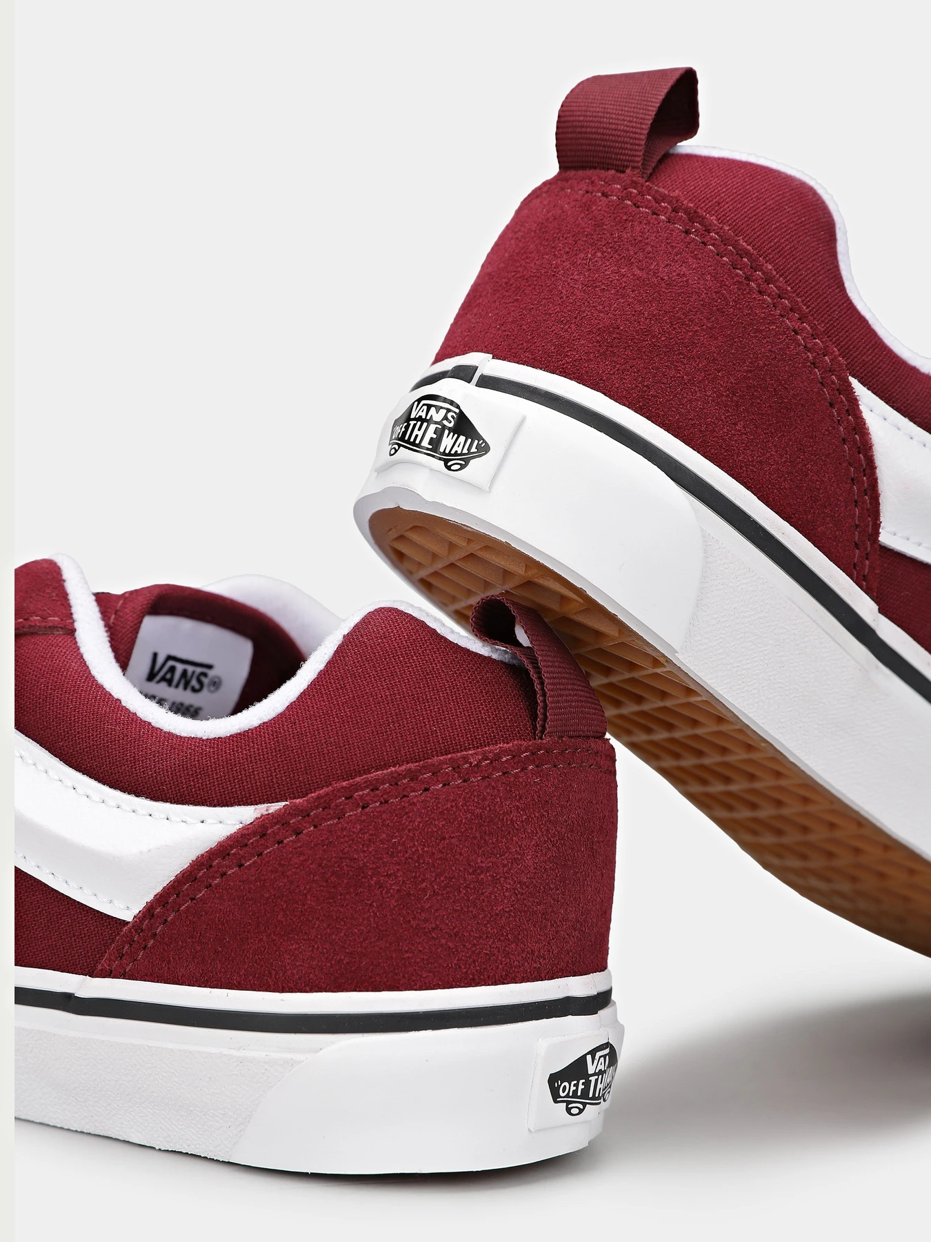 Кеды Vans Knu Skool модель VN000D2T4QU1 Кеды Vans Knu Skool модель VN000D2T4QU1 Фото