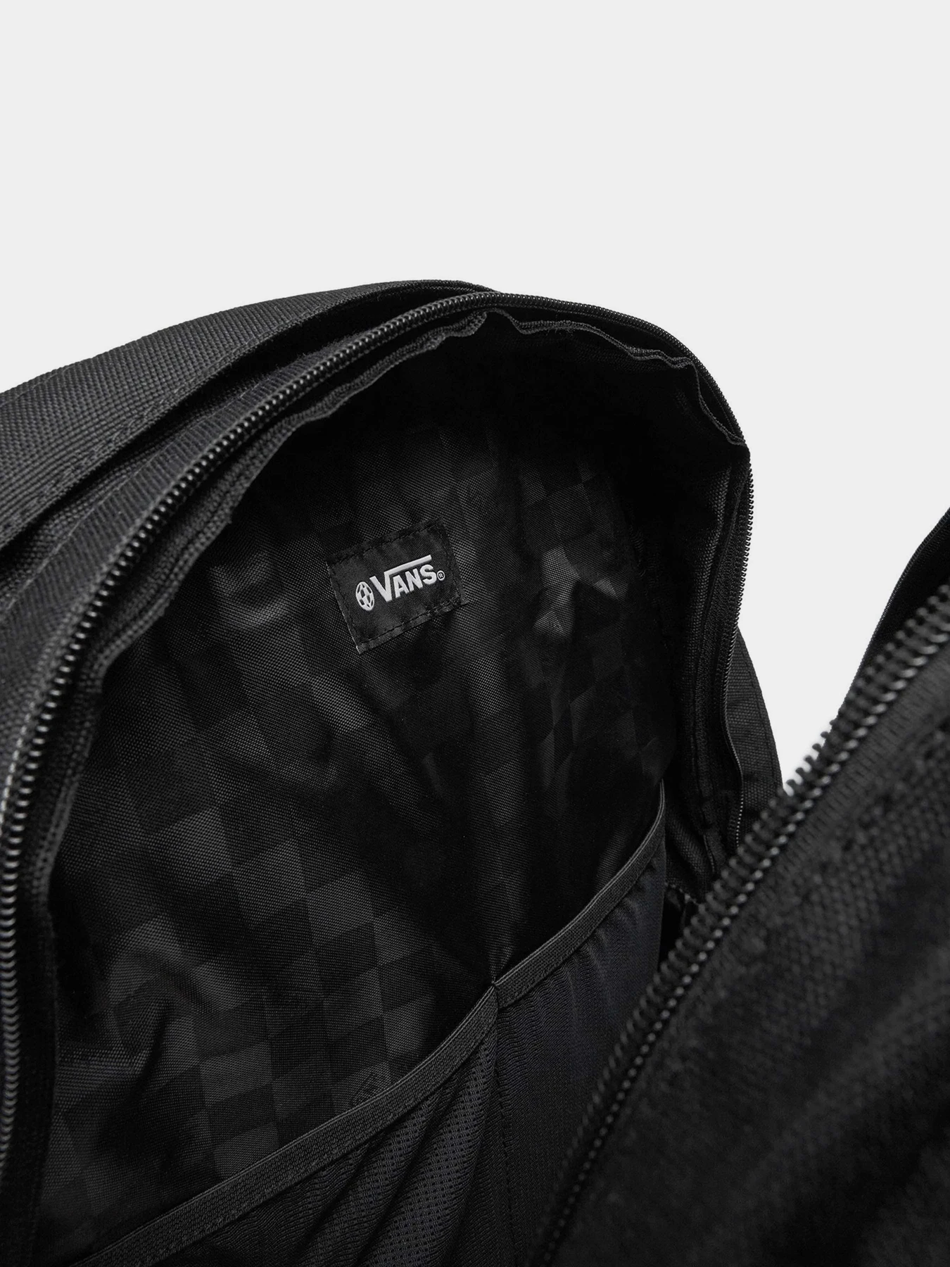 Рюкзаки Vans Old Skool 30L модель VN000HRHBLK1 Фото