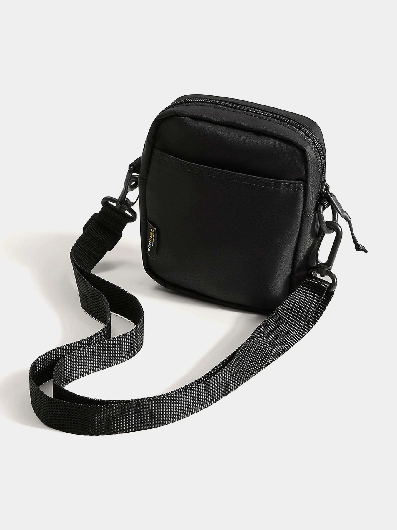 Сумки Vans Bail Shoulder модель VN000MP6BLK1 Сумки Vans Bail Shoulder модель VN000MP6BLK1 Фото