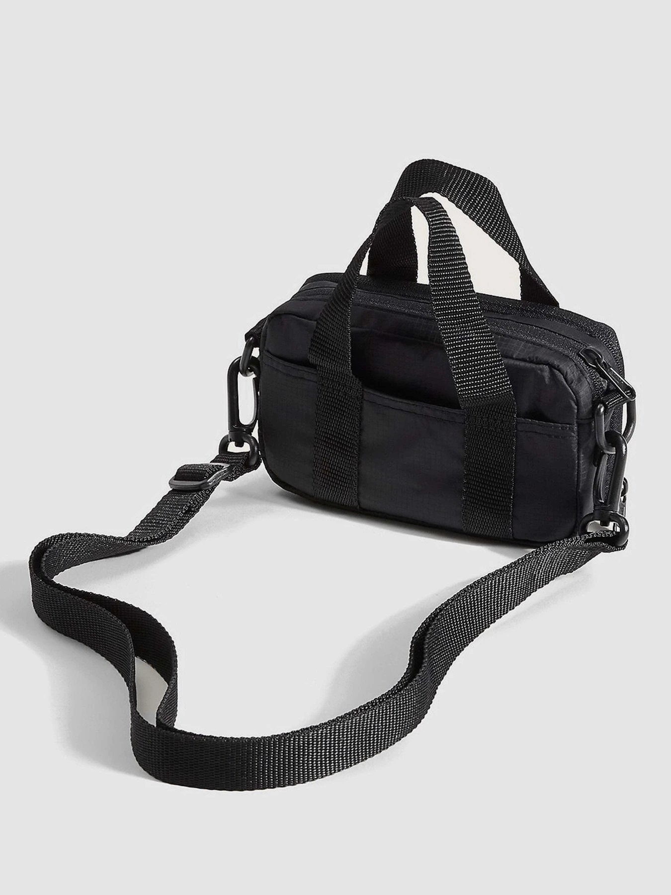 Сумки Vans Block модель VN000HRXBLK1 Сумки Vans Block модель VN000HRXBLK1 Фото