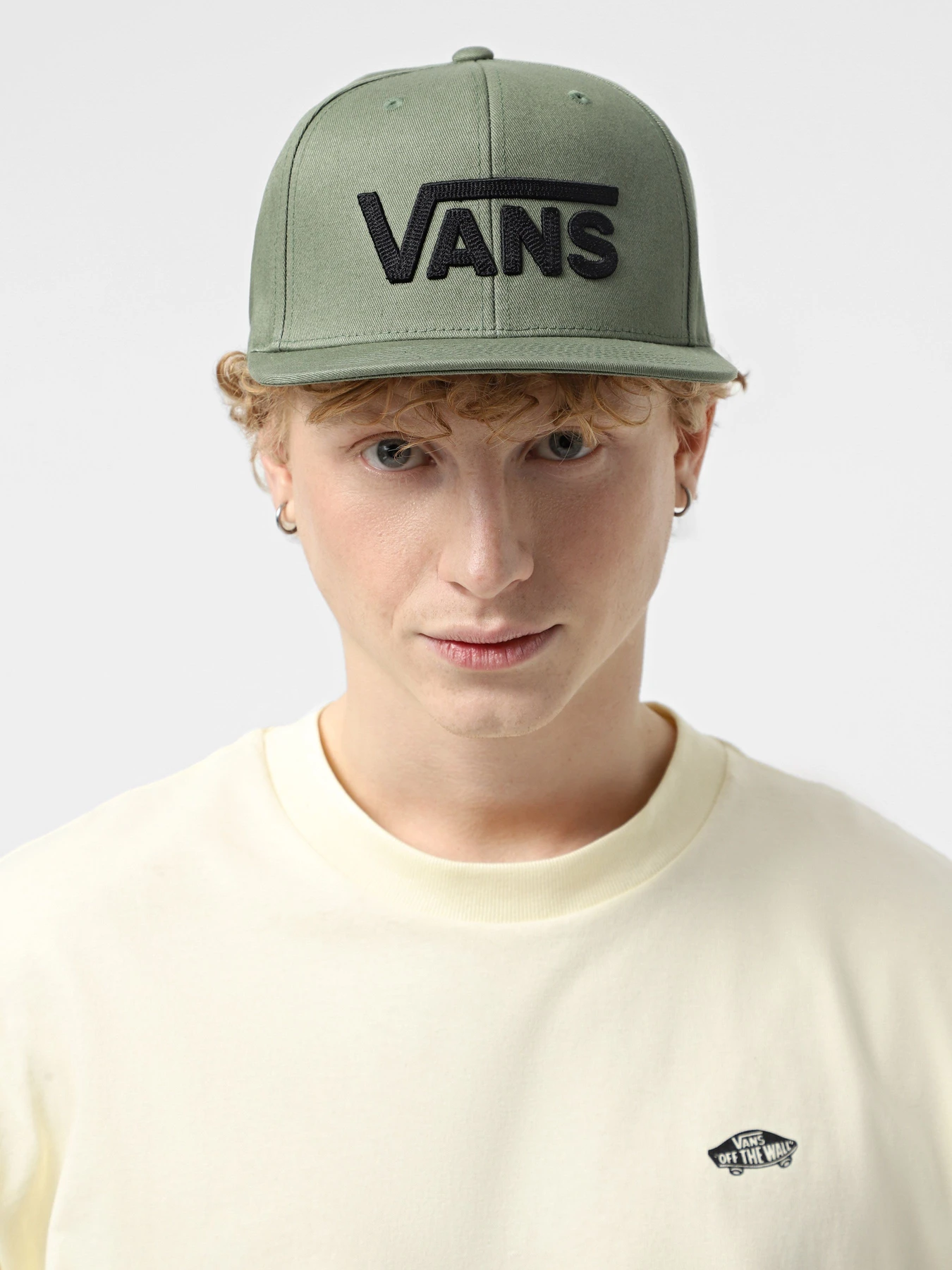 Шапки та кепки Vans Mn Drop V Ii Snapback модель VN0A36ORZBF1 Фото