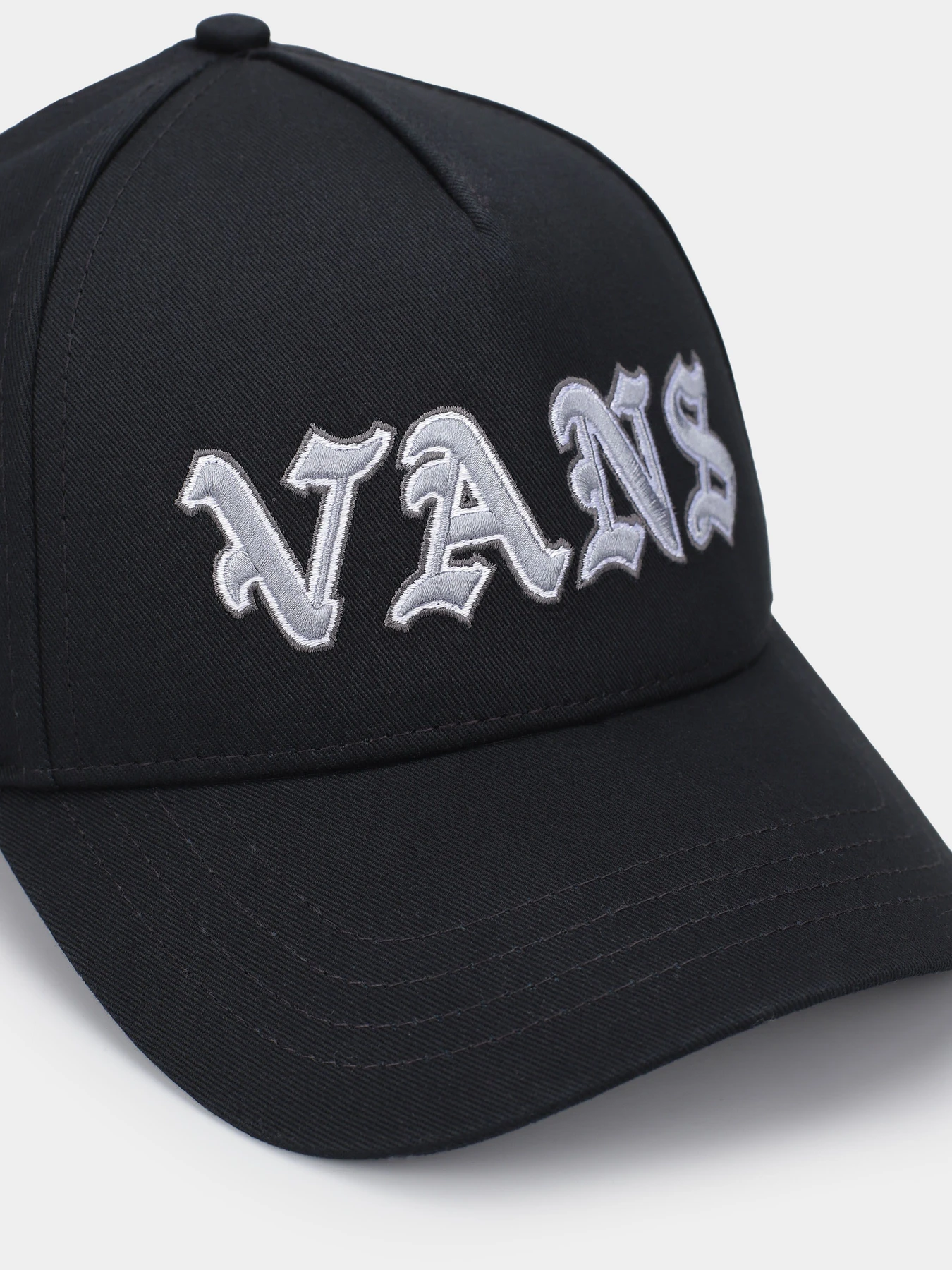 Шапки и кепки Vans Original Vans Strapback модель VN000NBSBLK1 Шапки и кепки Vans Original Vans Strapback модель VN000NBSBLK1 Фото