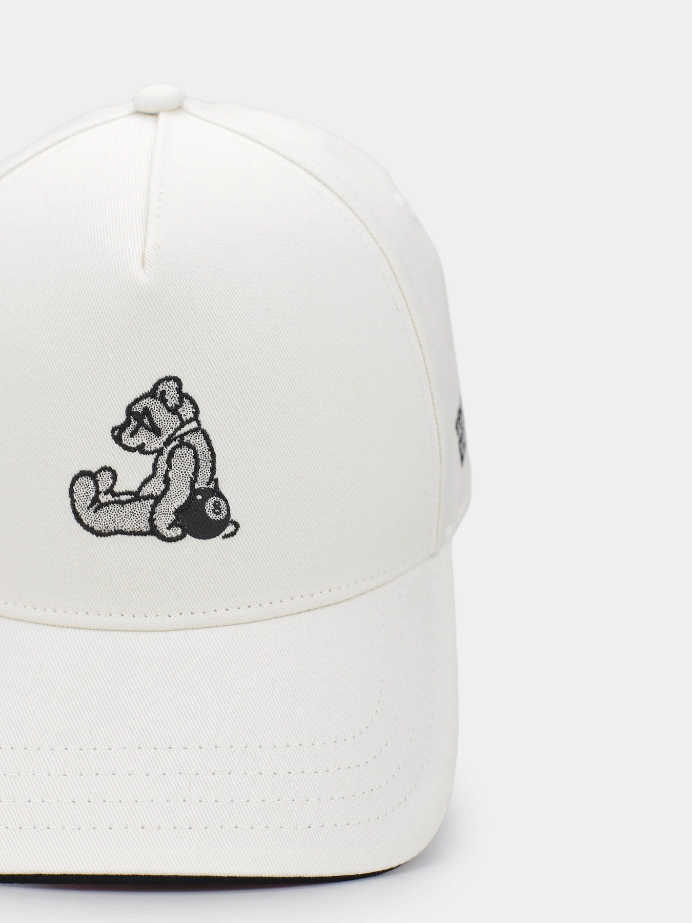 Шапки та кепки Vans Y2v Strapback модель VN000NBQFS81 Шапки та кепки Vans Y2v Strapback модель VN000NBQFS81 Фото