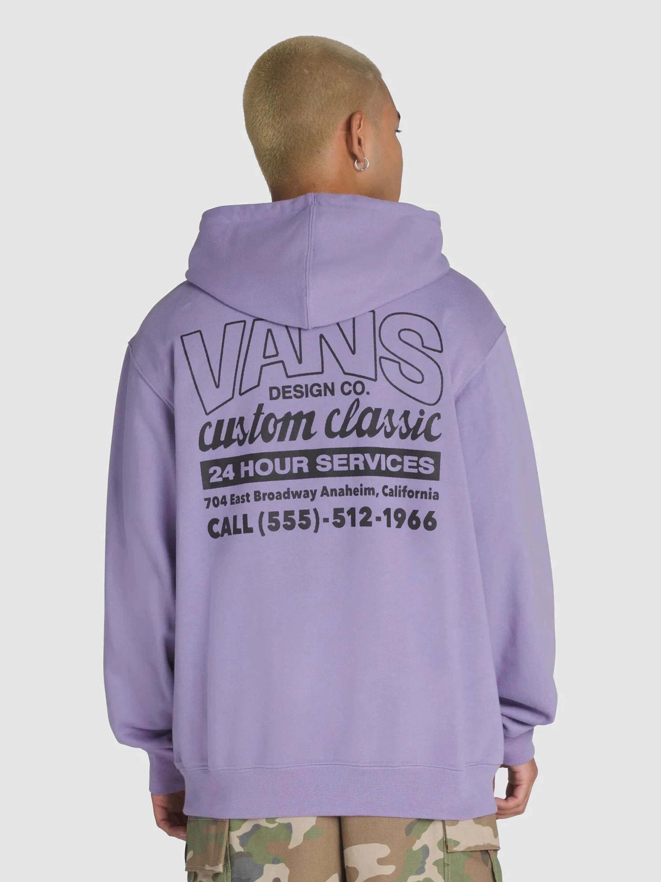 Худі та світшоти Vans Shop Front Pullover модель VN000NHR6PH1 Худі та світшоти Vans Shop Front Pullover модель VN000NHR6PH1 Фото